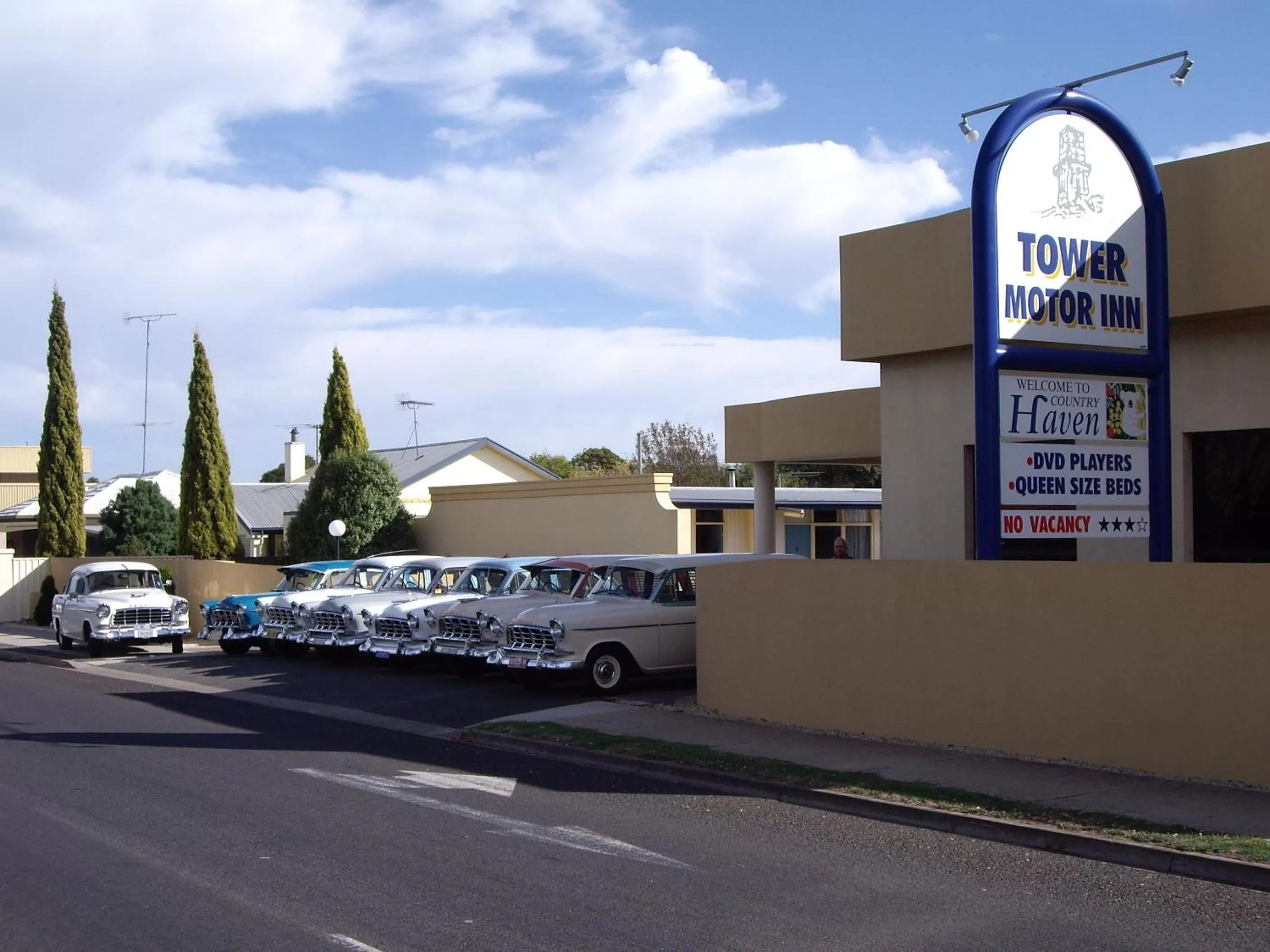 Property building in Tower Motor Inn