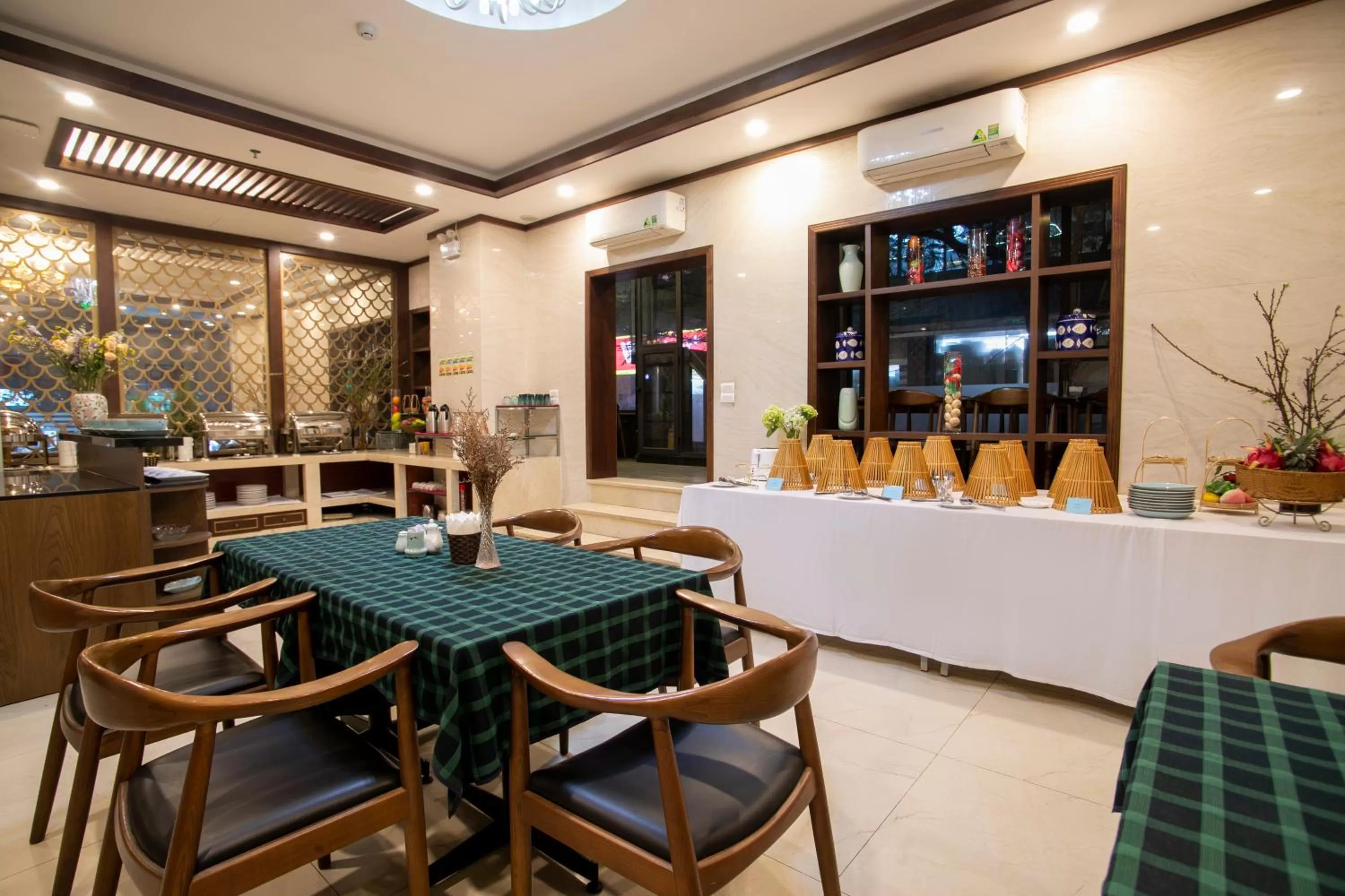 Restaurant/places to eat in Western Hanoi Boutique Hotel