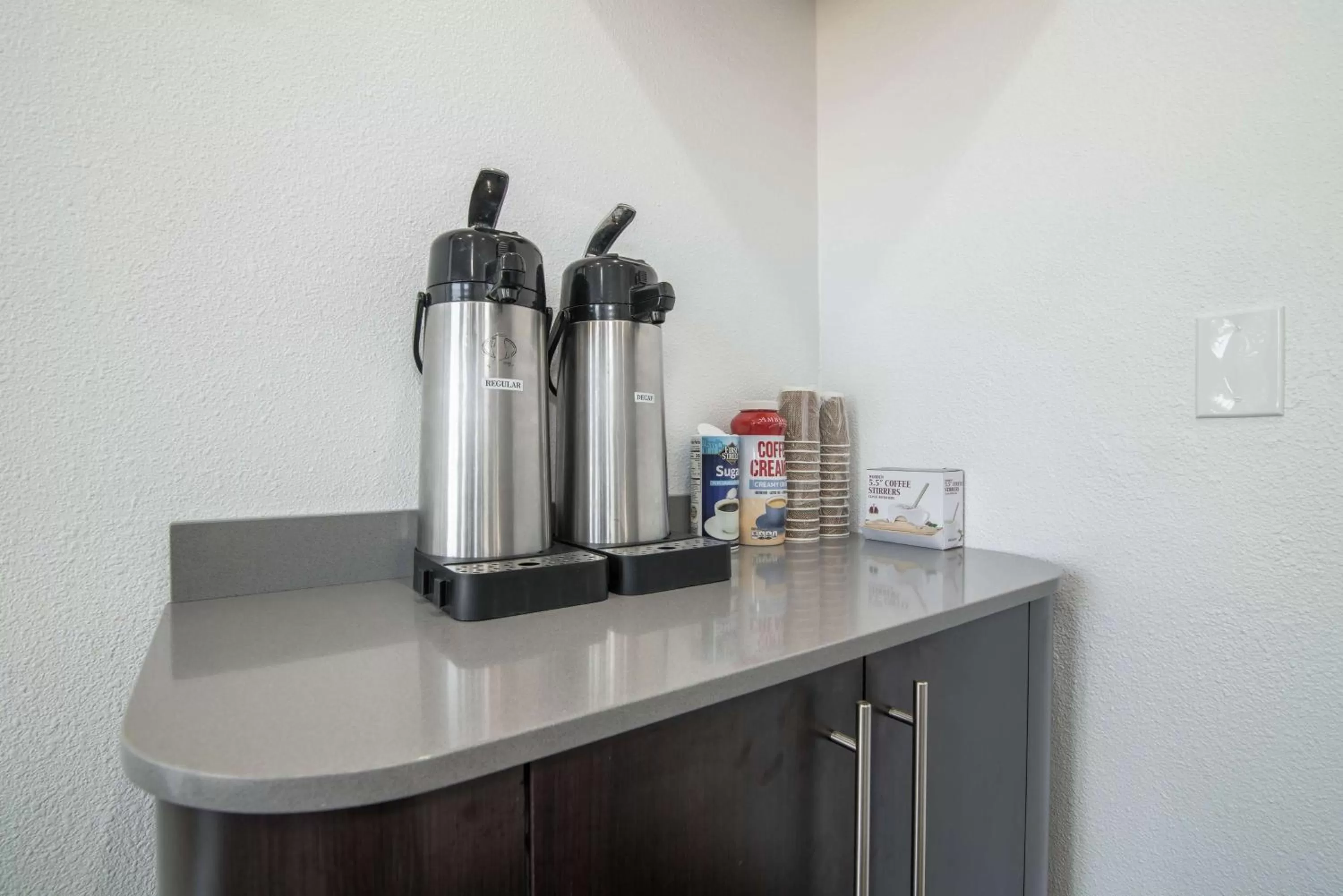 Coffee/tea facilities in Motel 6 - Moreno Valley - Riverside March Air Base