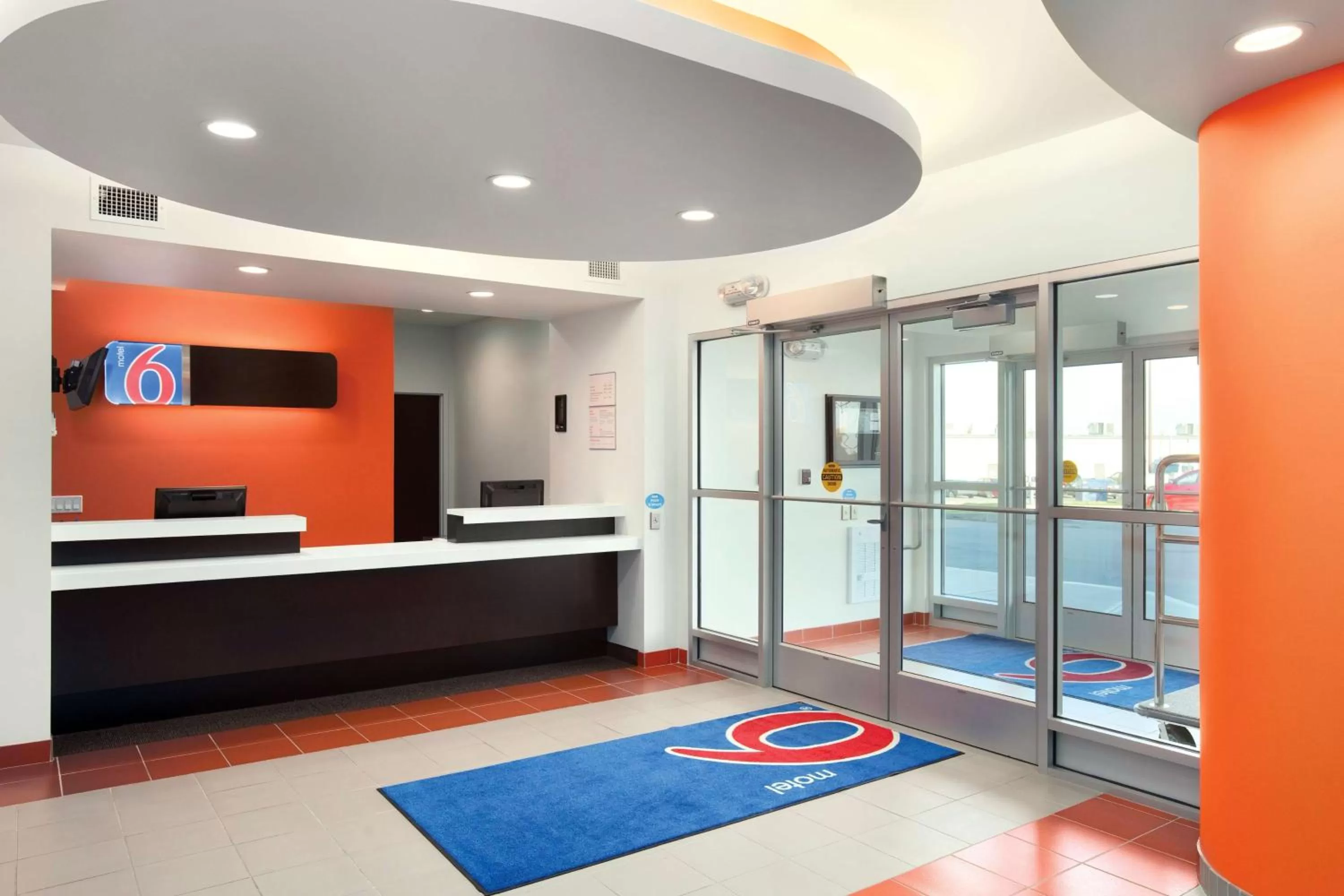 Lobby or reception in Motel 6-Swift Current, SK