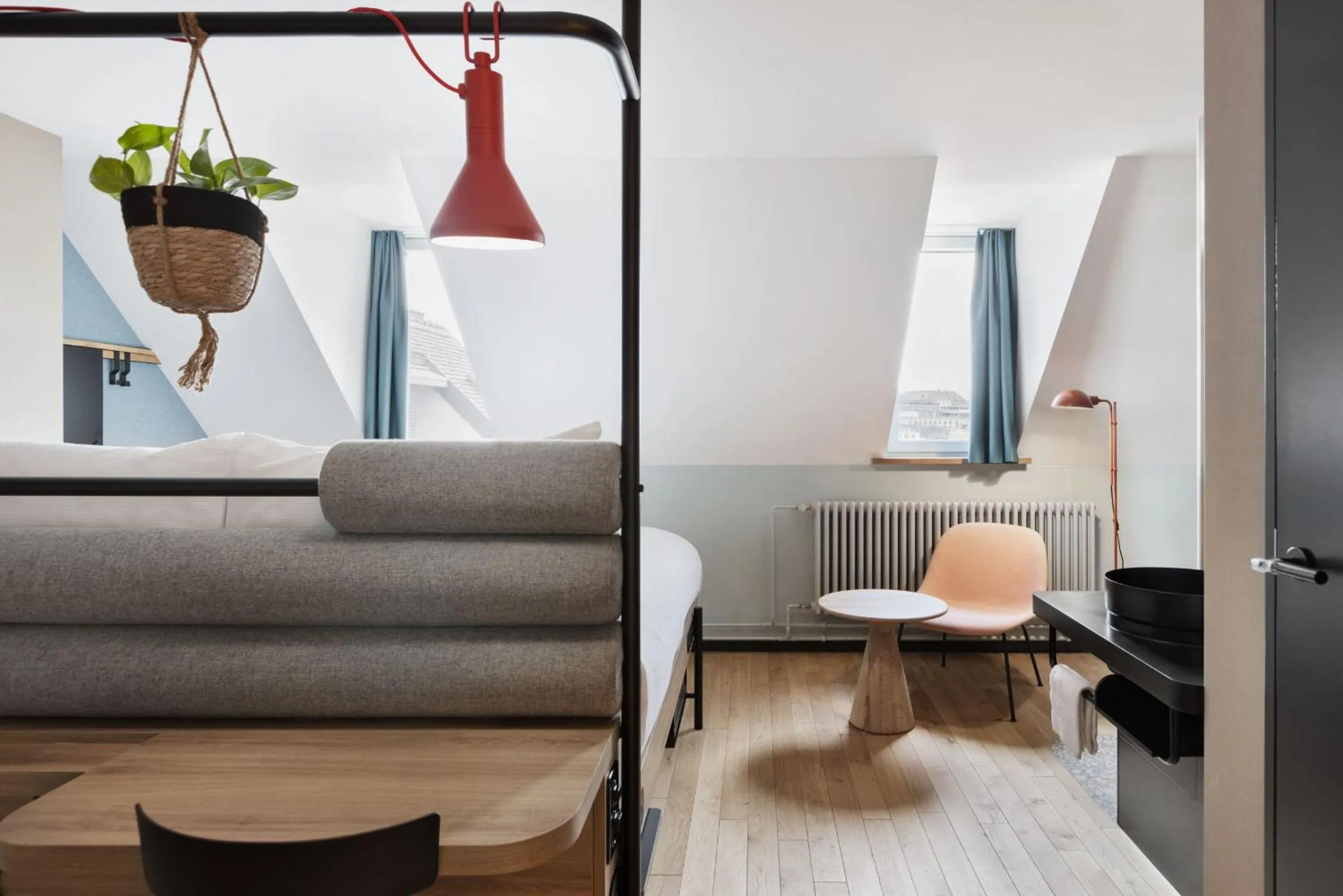 Seating area in Stay KooooK Bern City - Online Check In