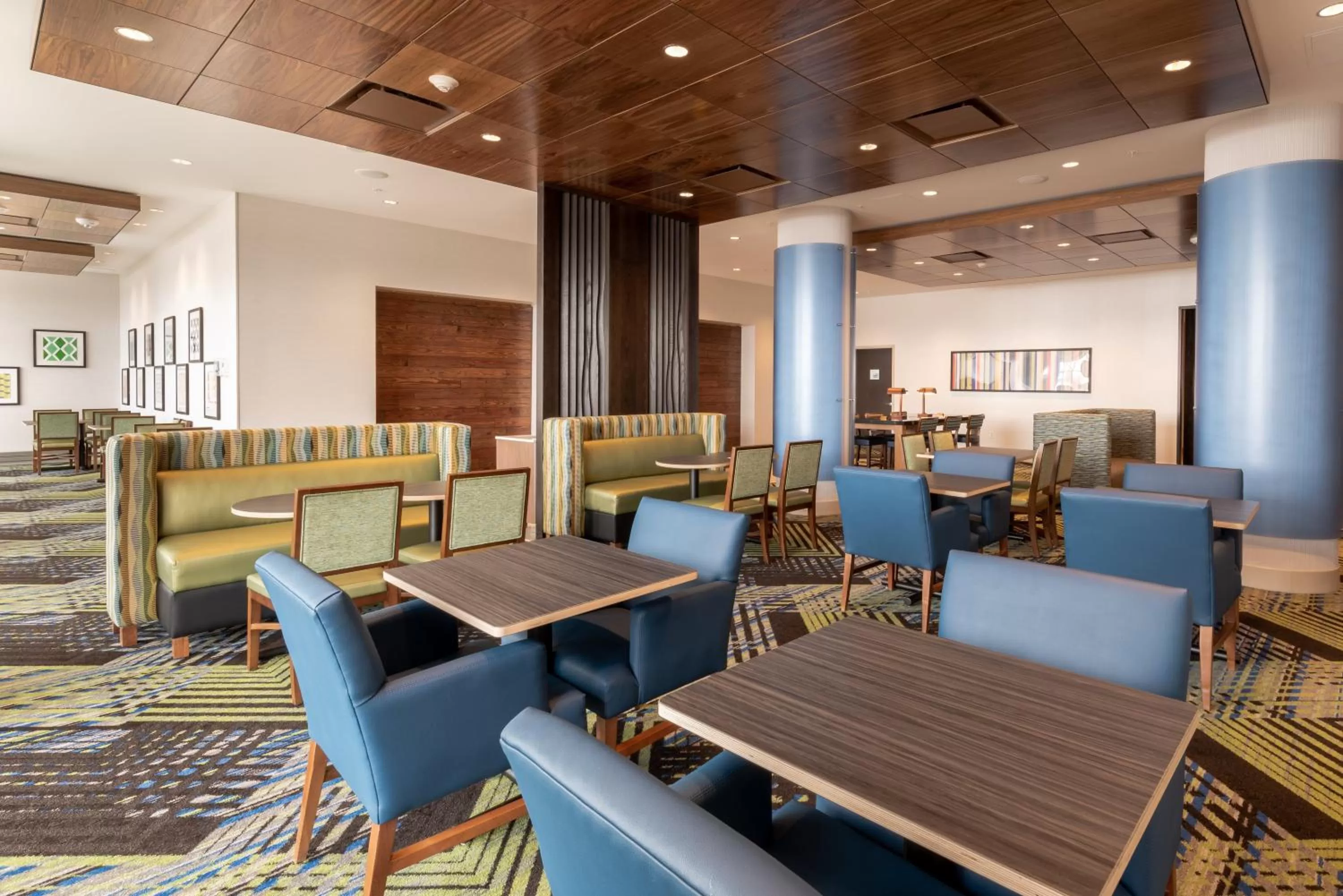 Breakfast in Holiday Inn Express & Suites - Saskatoon East - University by IHG