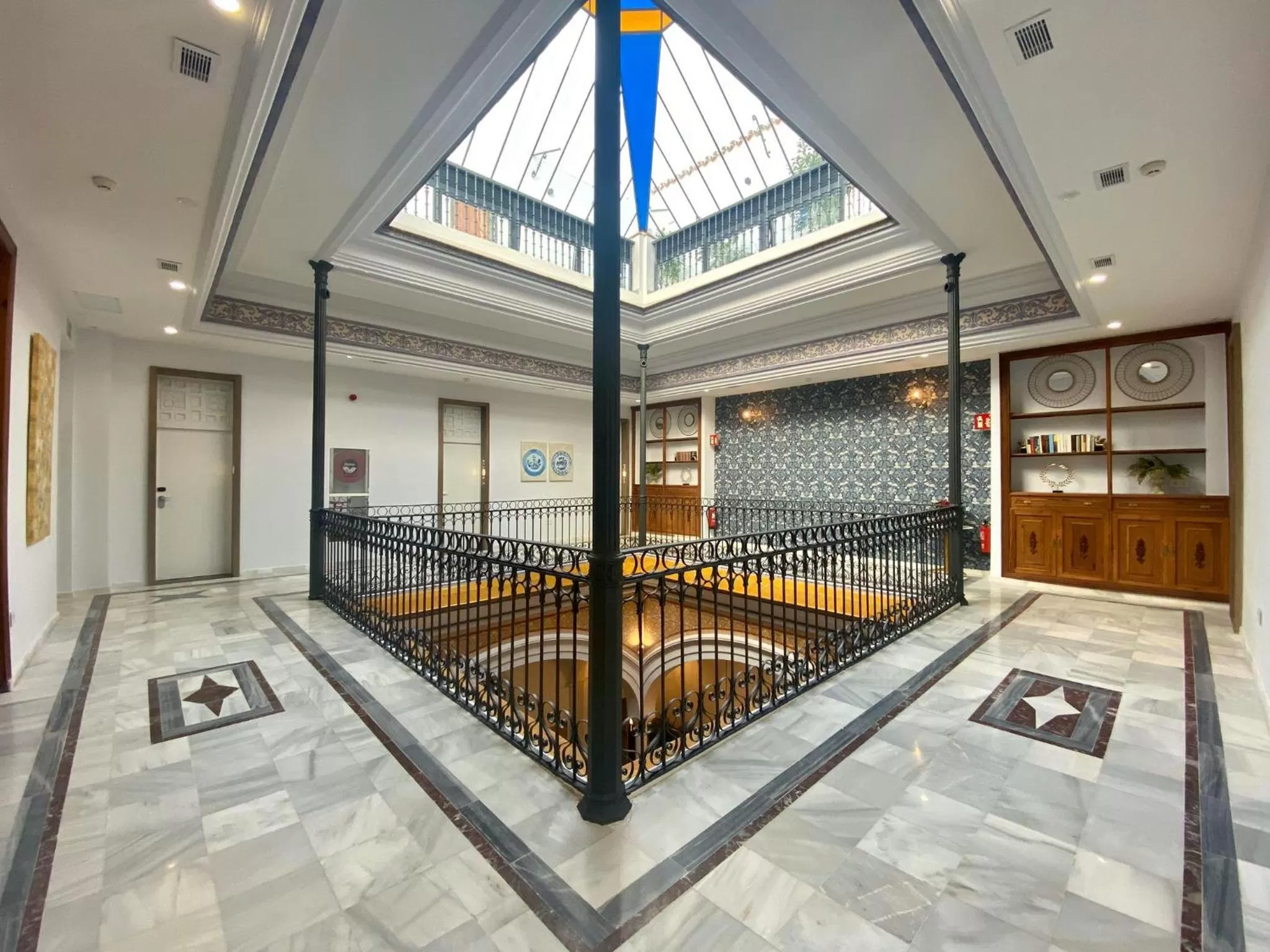 Area and facilities in Soho Boutique Sevilla