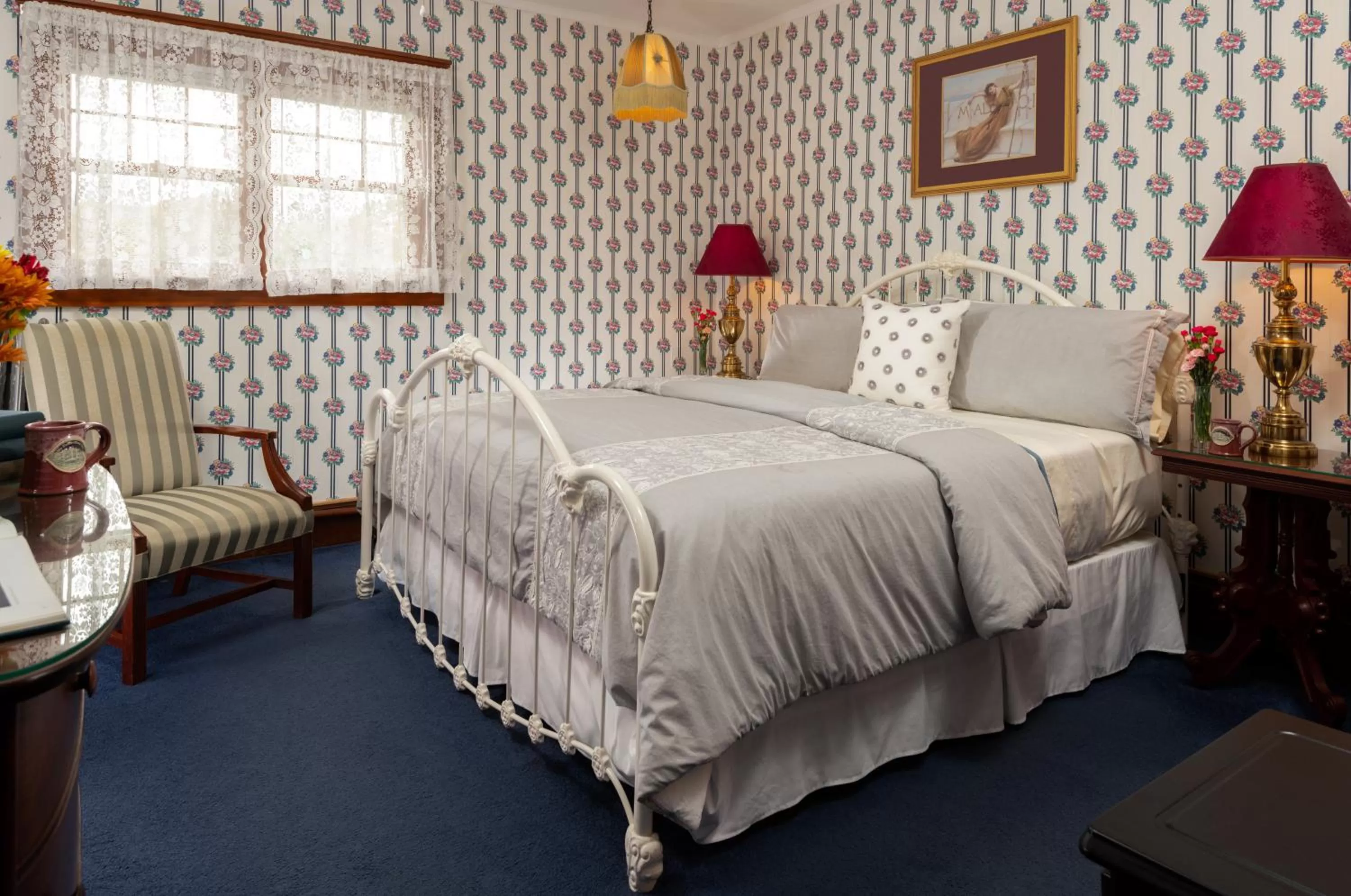 Bed in Palmer House Inn