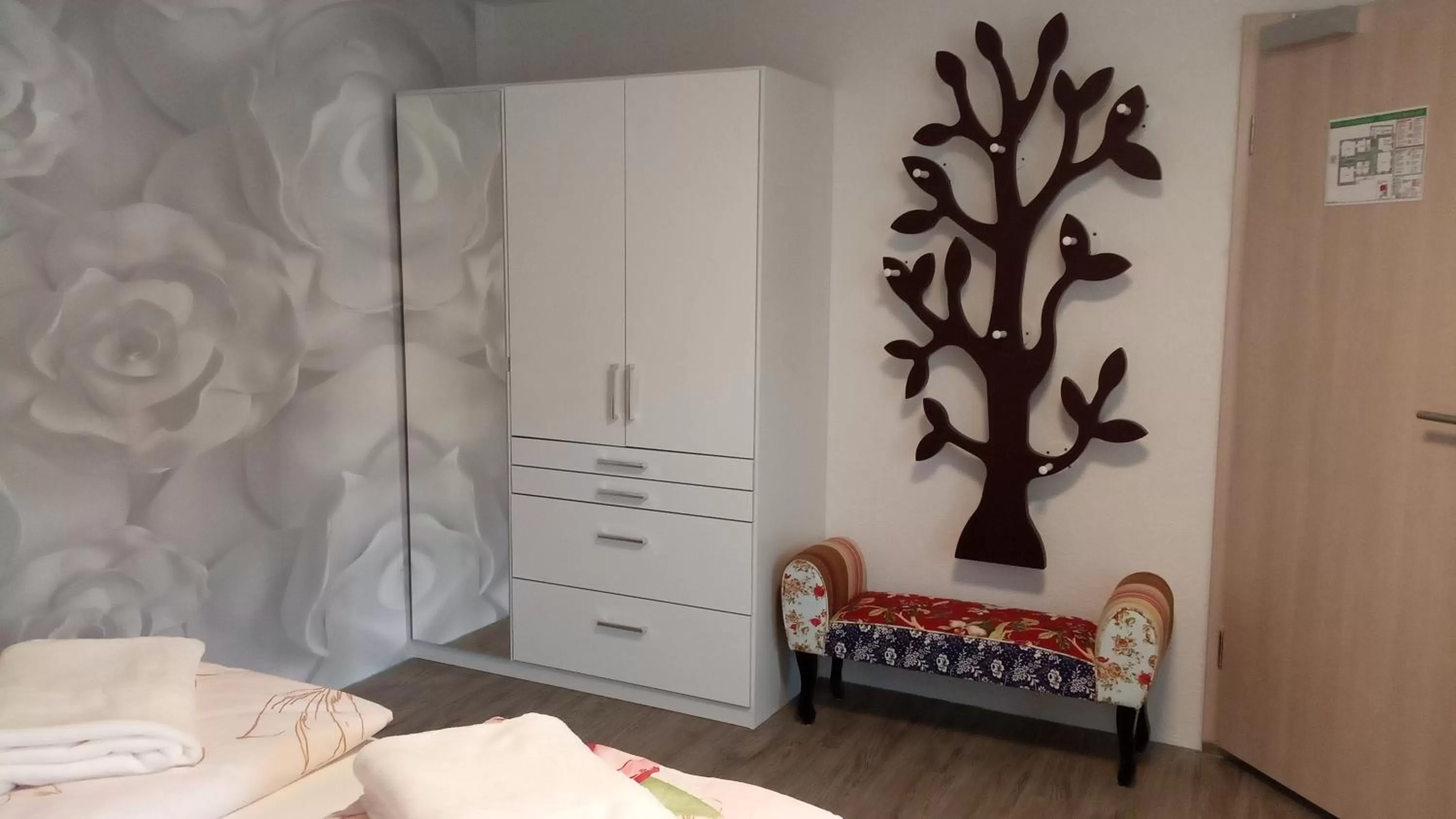 Photo of the whole room, Bed in Gästehaus - Café Frank