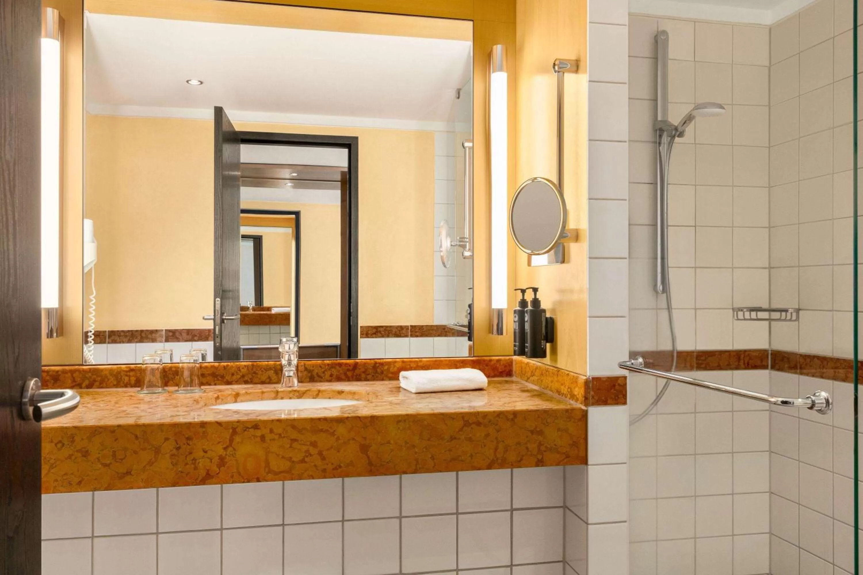 Shower in Vienna House by Wyndham Remarque Osnabrück