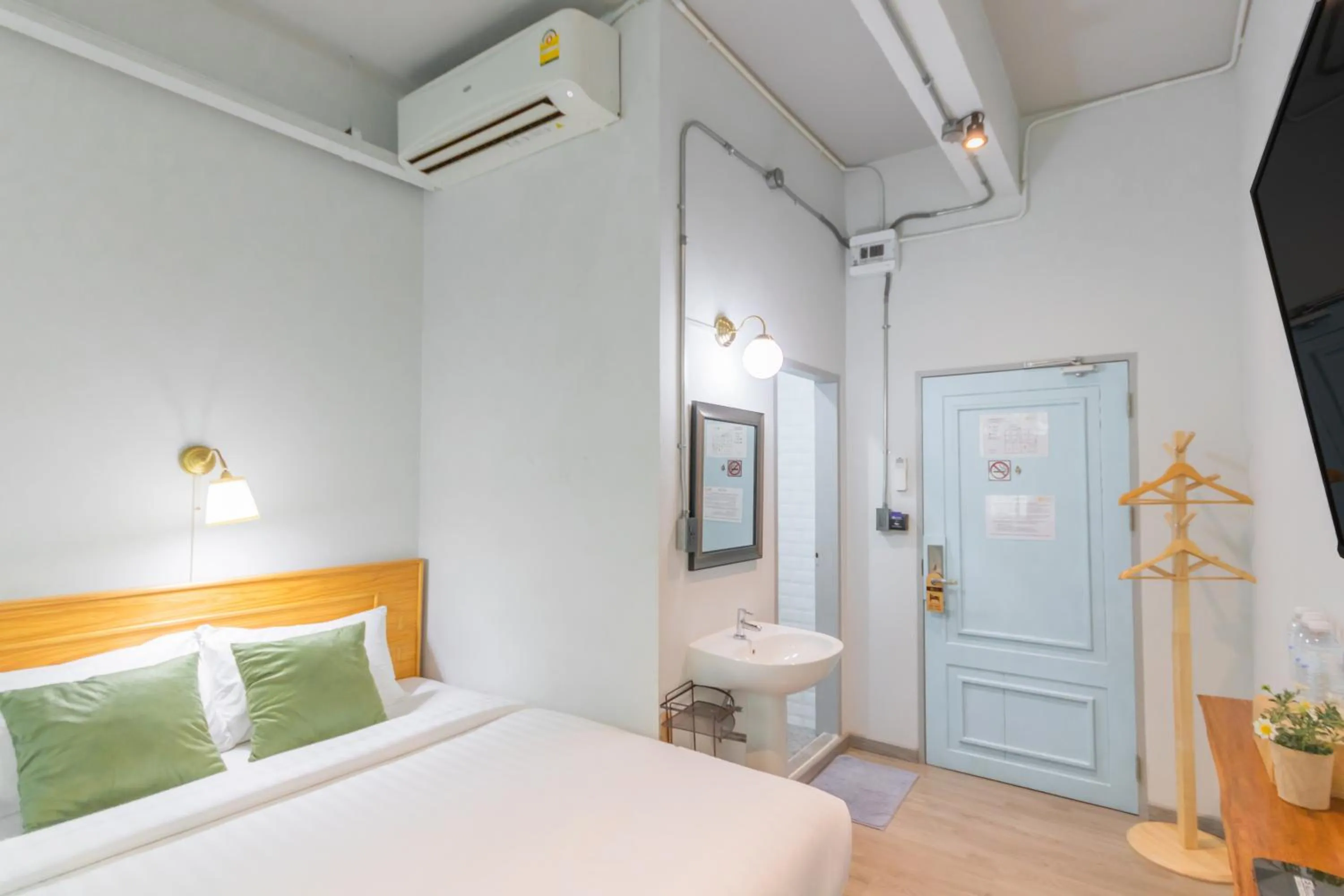 Bedroom, Bed in Latima Boutique Hostel