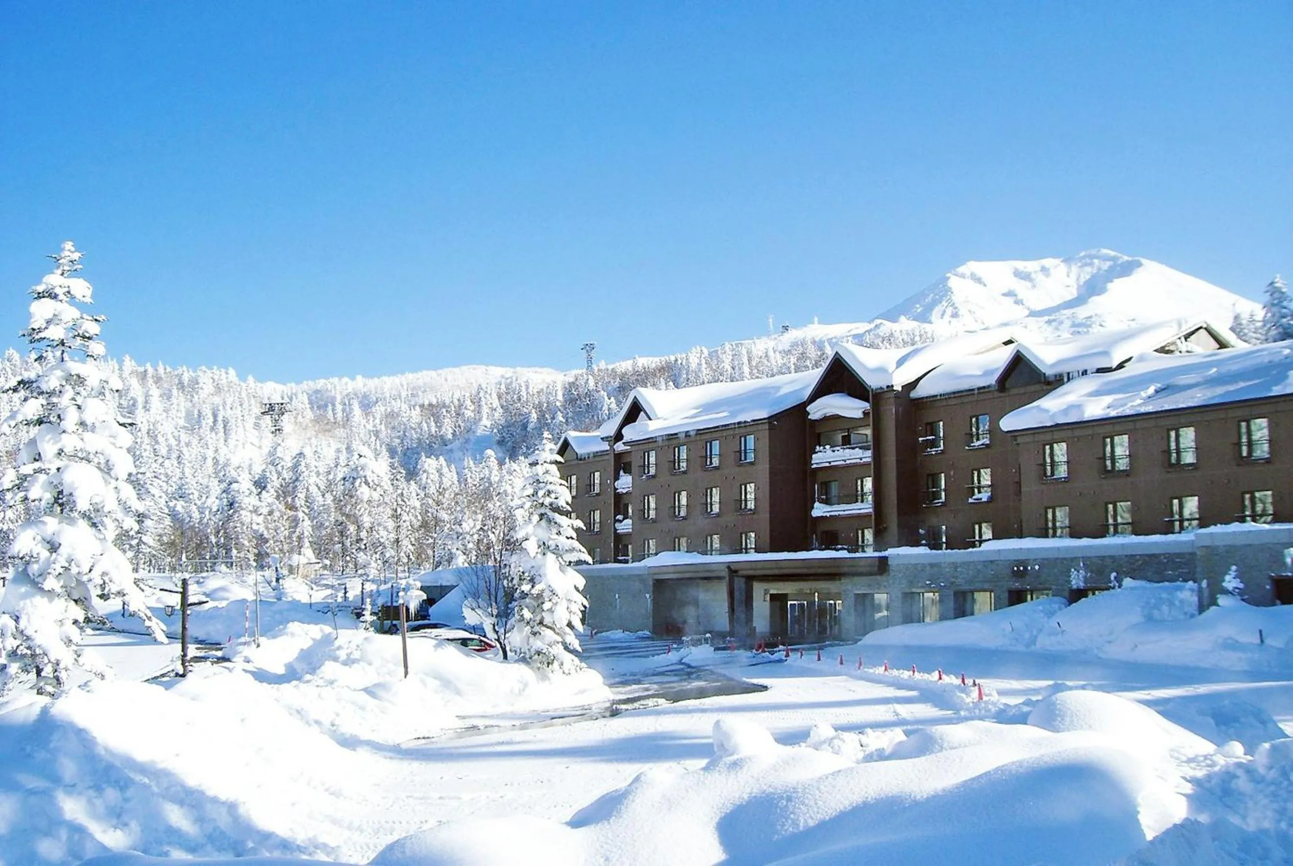 Property building in Higashikawa Asahidake Onsen Hotel Bear Monte