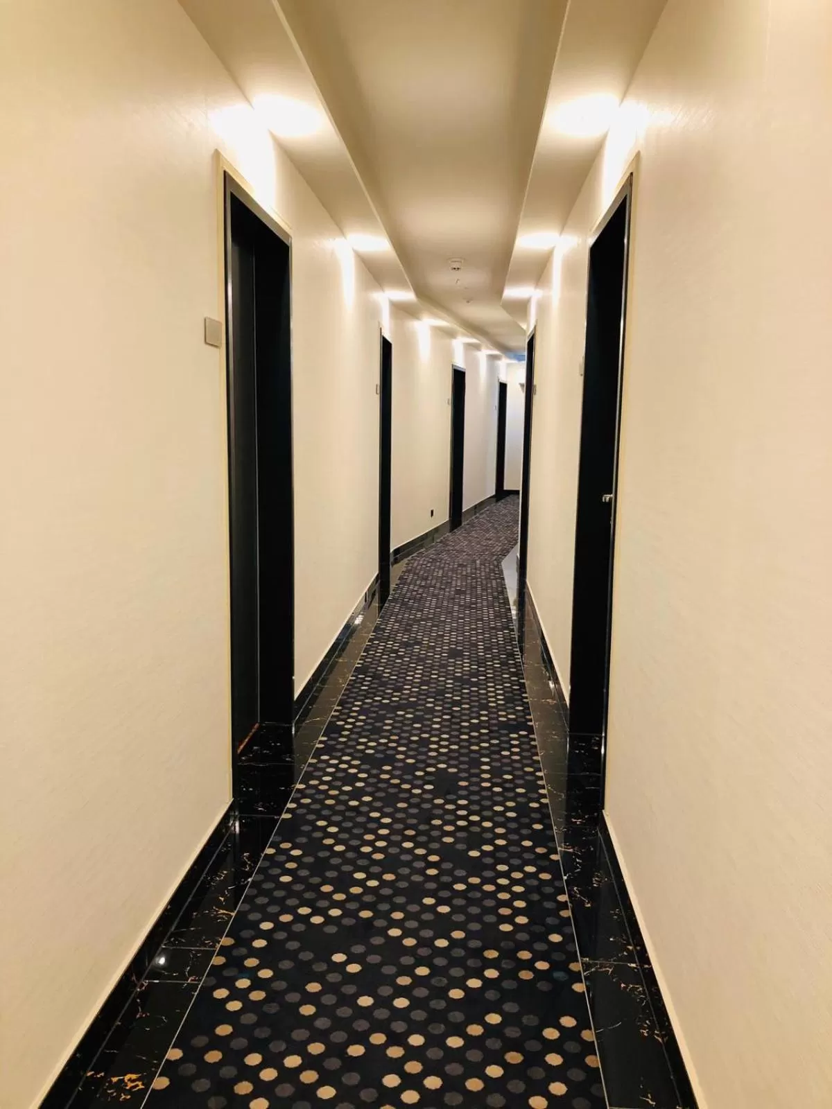 Property building in Elbgalerie Hotel