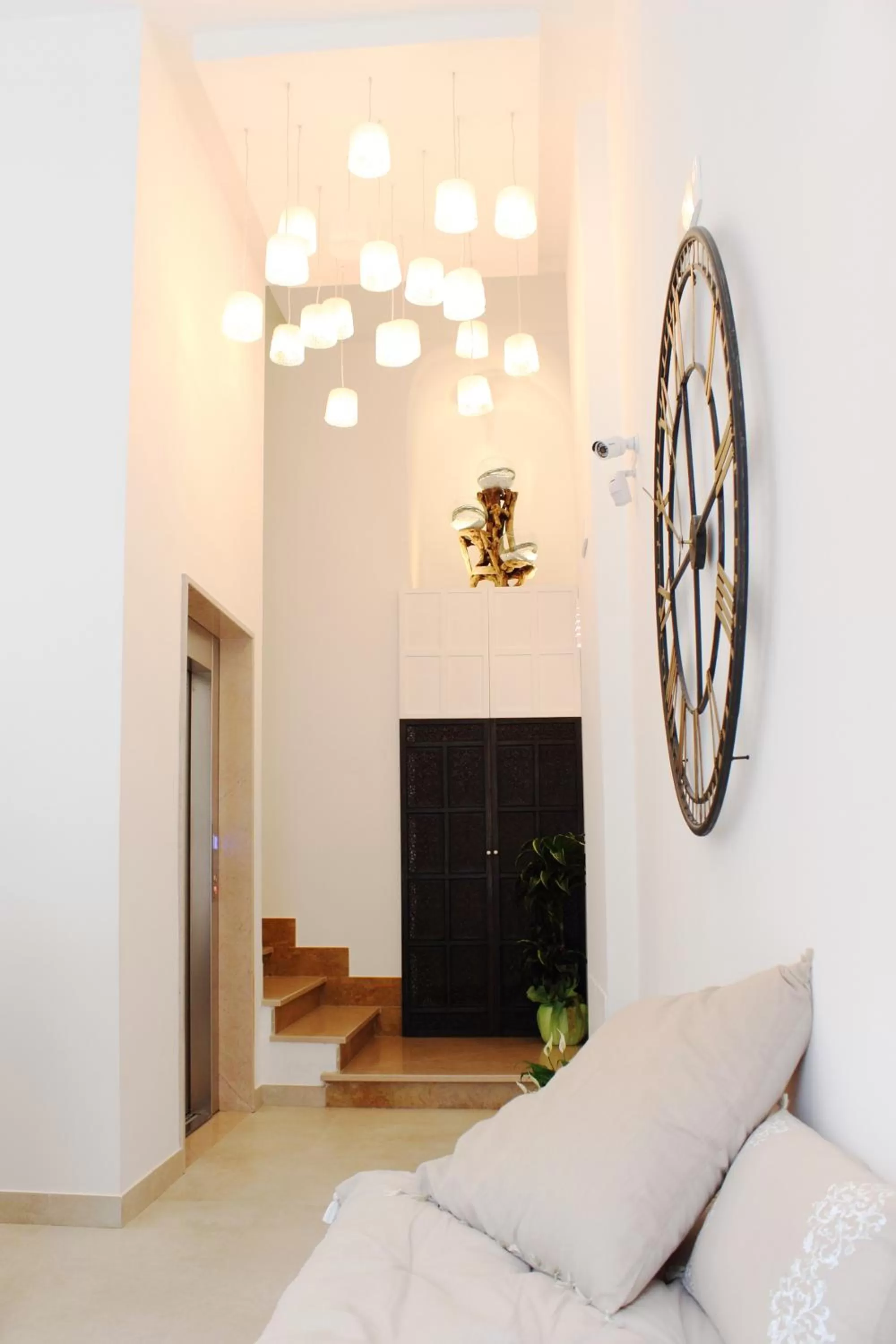 Lobby or reception in L'Etoile