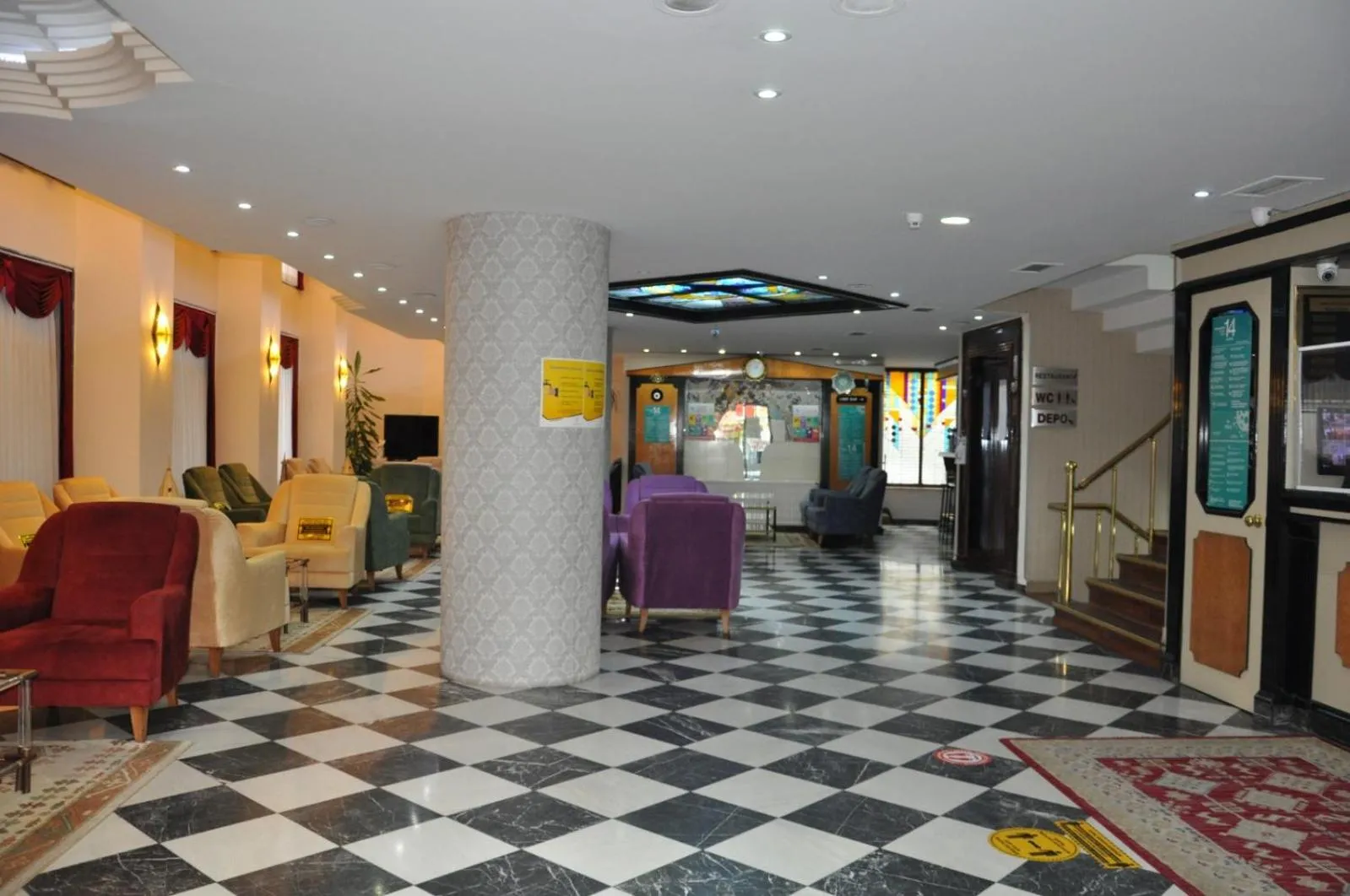 Lobby or reception in Tayhan Hotel