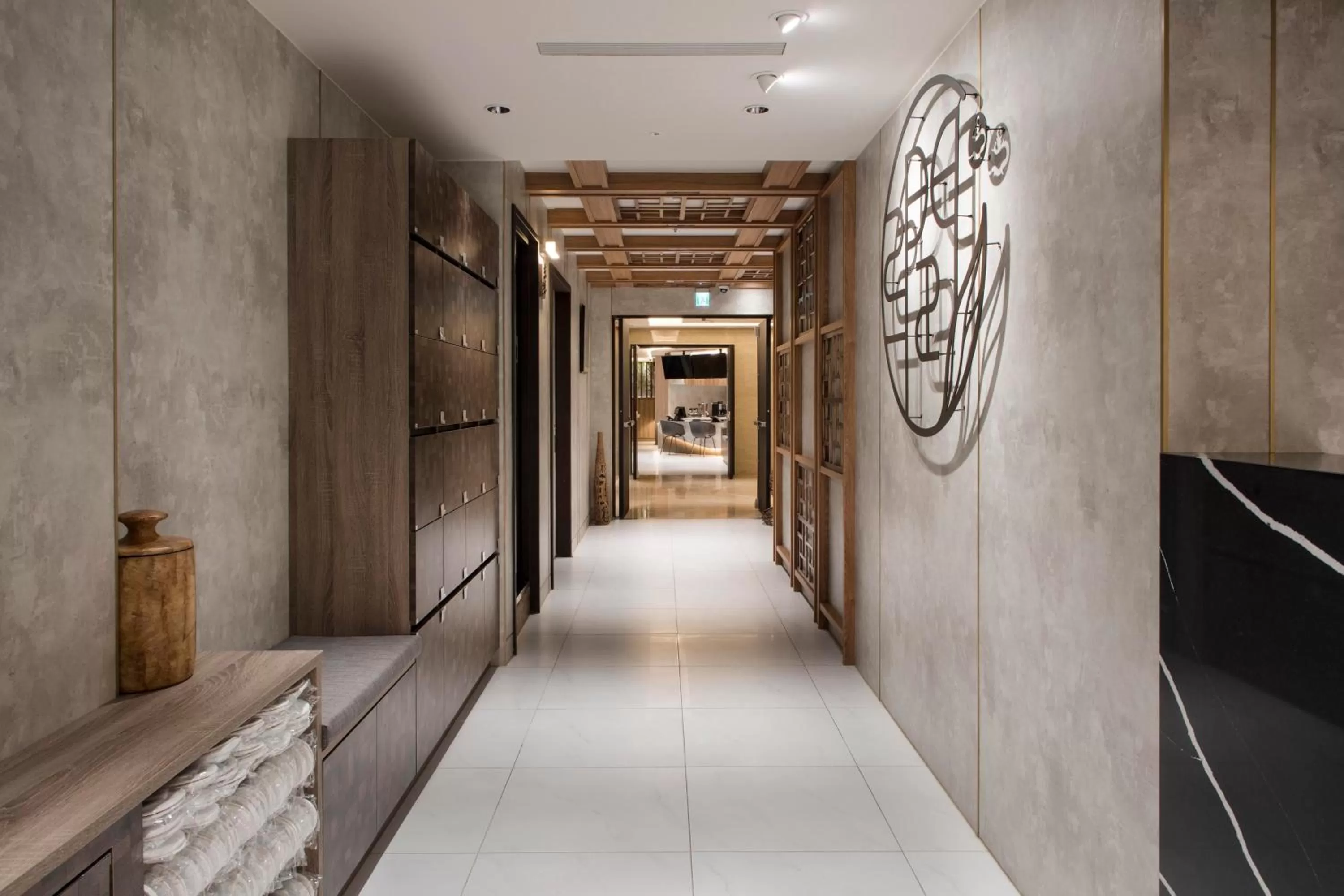 Massage in Darlon Hotel