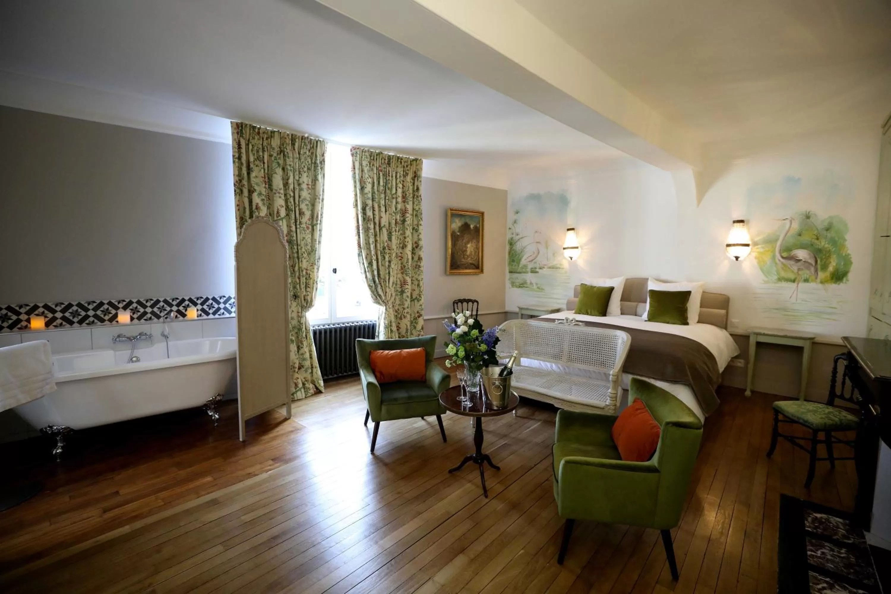 Bed in Au Jeu de Paume