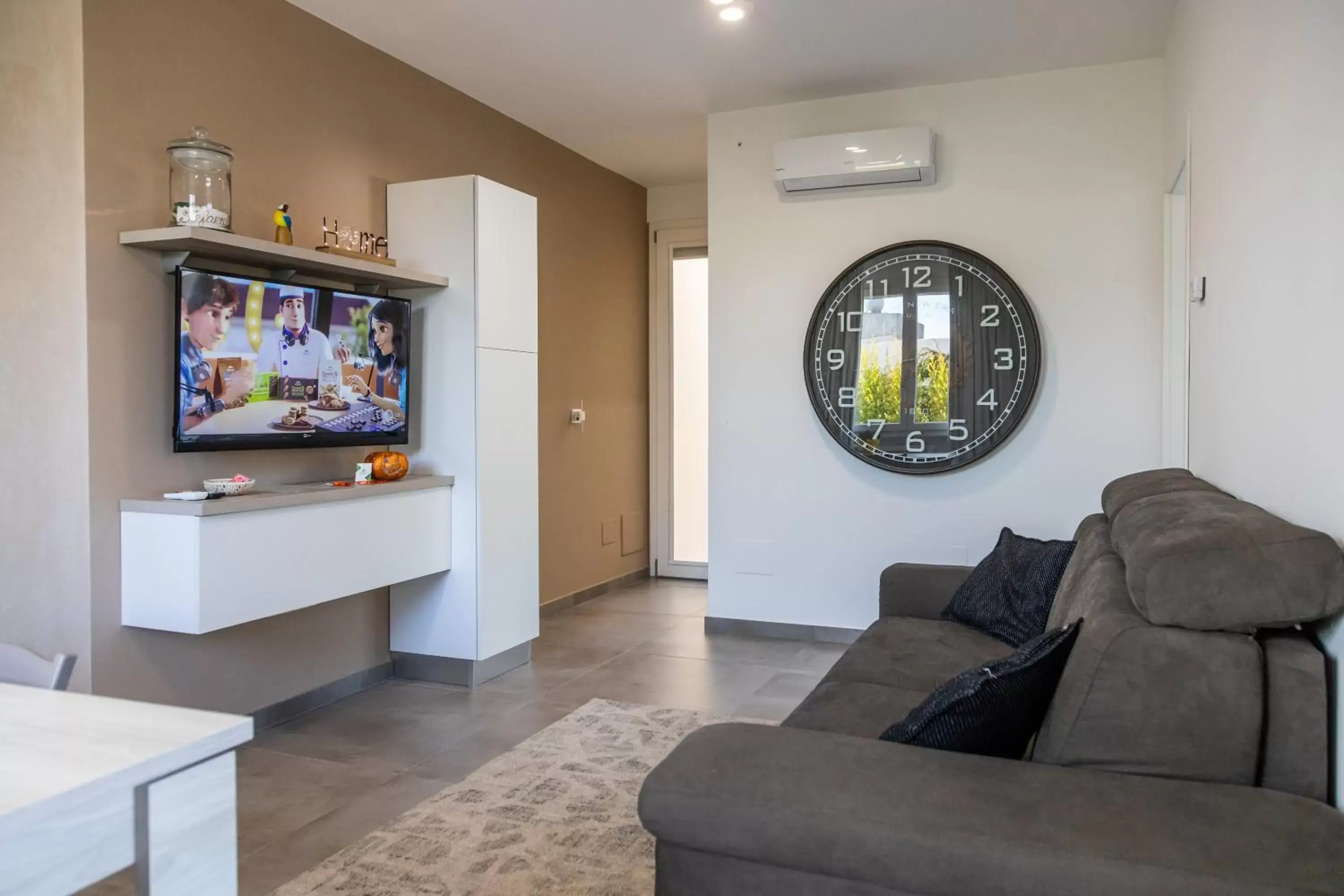 Superior King Suite in La Collina di Montegrappa - Suites with Heated Private Pool - Suites with Shared Pool Superior King Suite in La Collina di Montegrappa - Suites with Heated Private Pool - Suites with Shared Pool