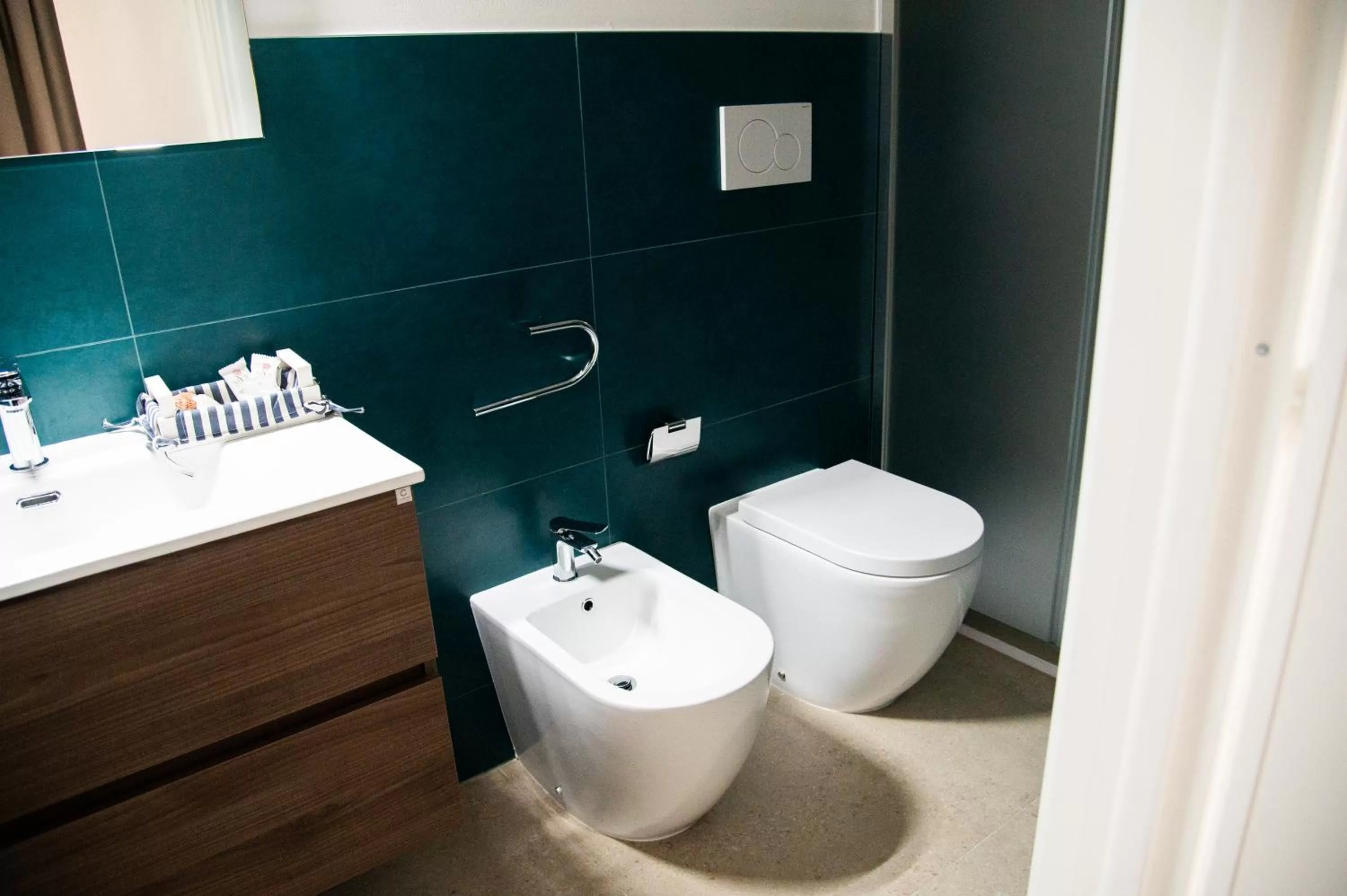 Bathroom in Granelli di sabbia