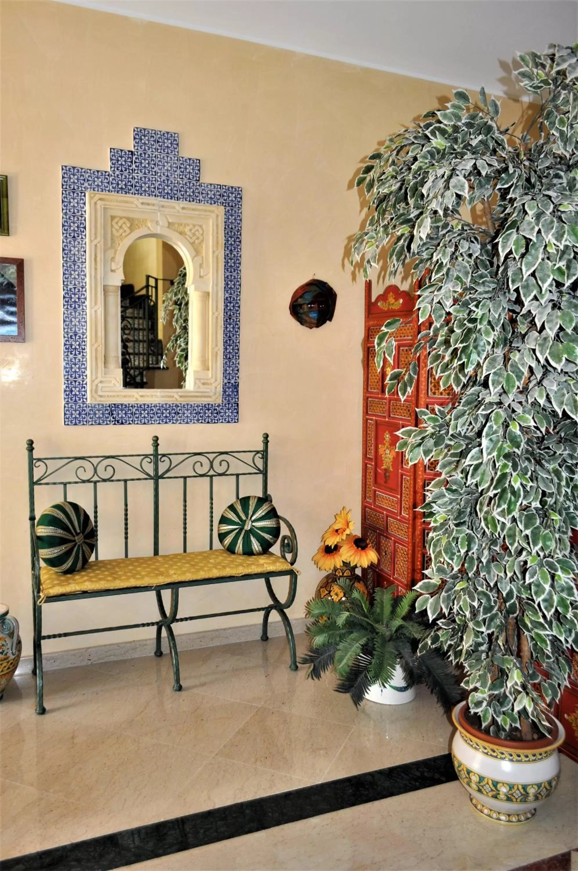 Decorative detail in Al-Tair