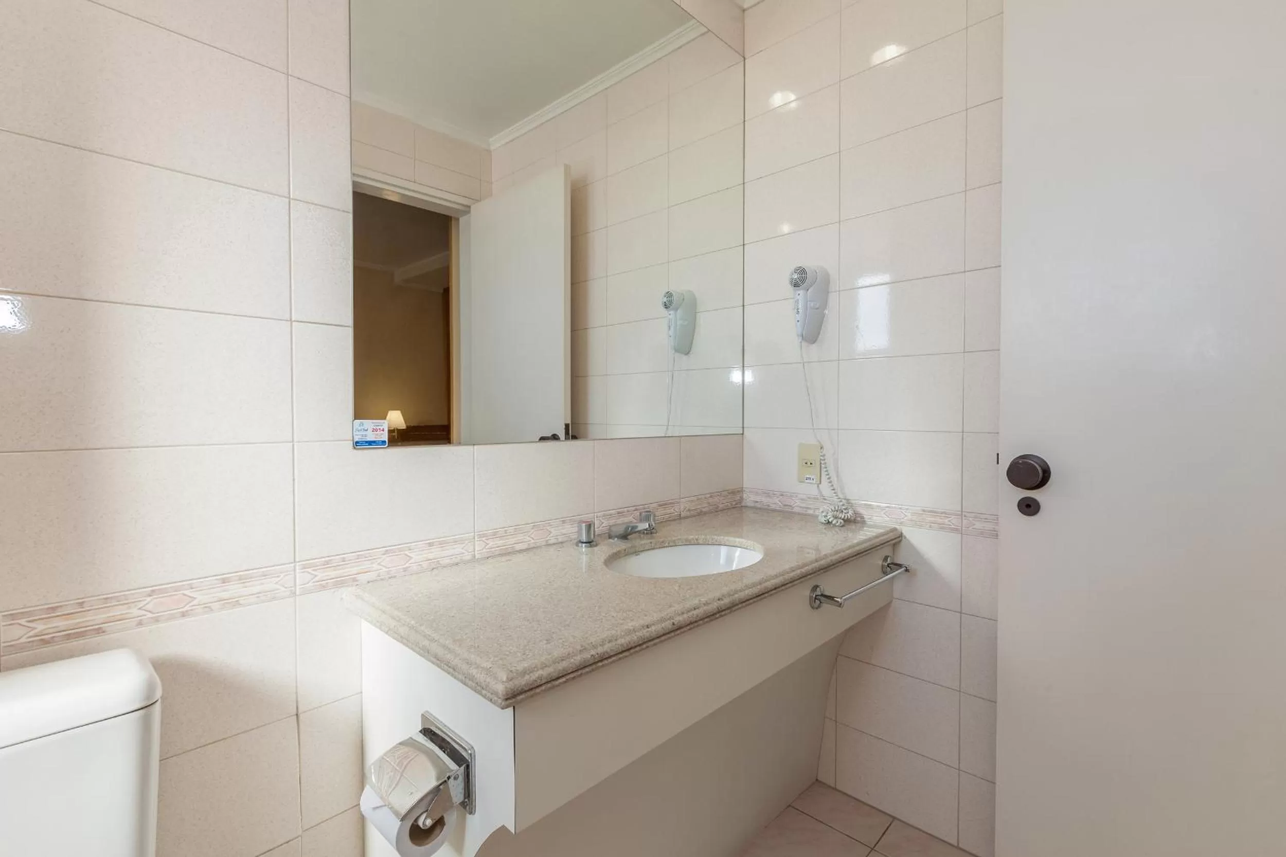 Bathroom in Tri Hotel Smart Caxias