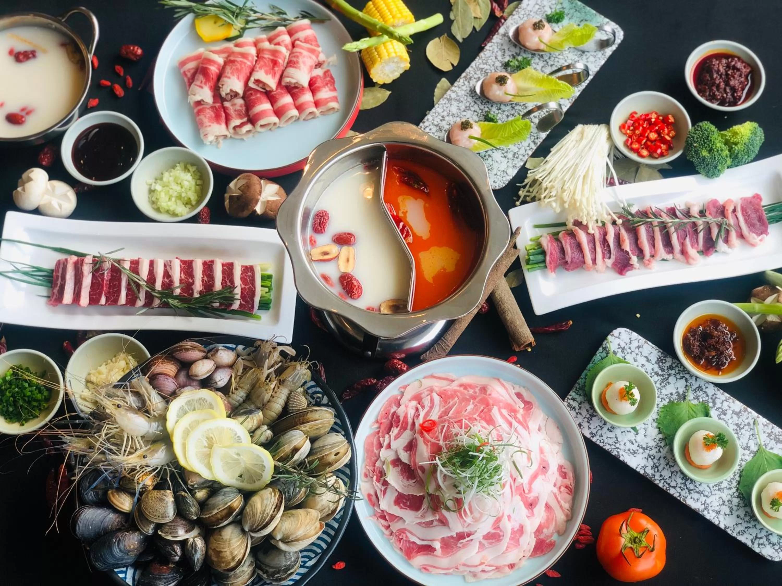 Food in Sofitel Hangzhou Westlake - Few steps to West Lake, with panoramic lake view terrace