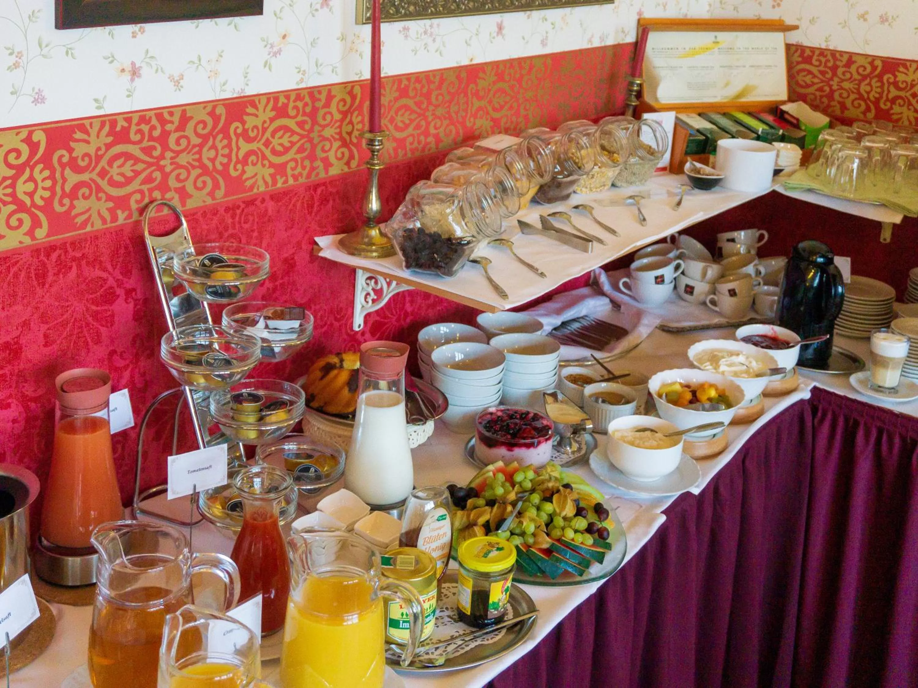 Breakfast in Schlossberg-Hotel Garni