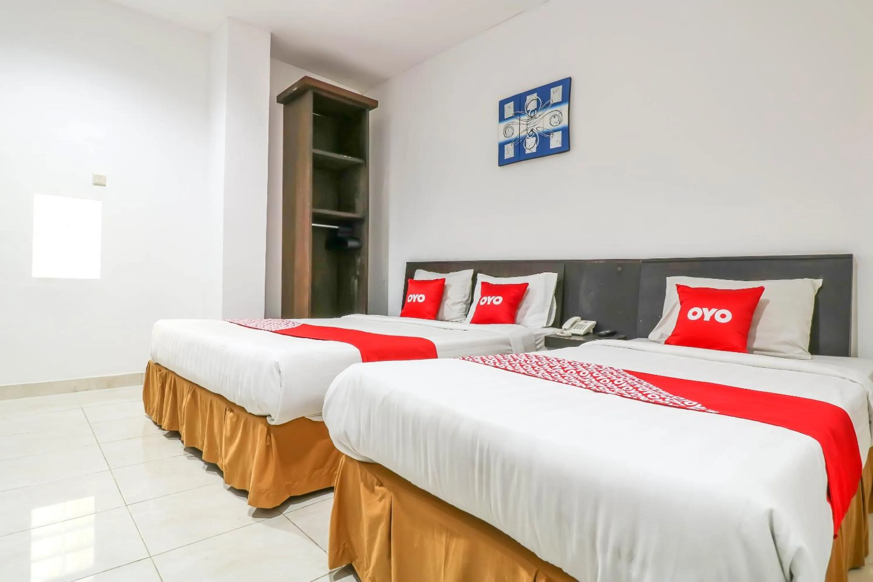 Superior Suite in OYO 1666 Grand Pudjawan Hotel