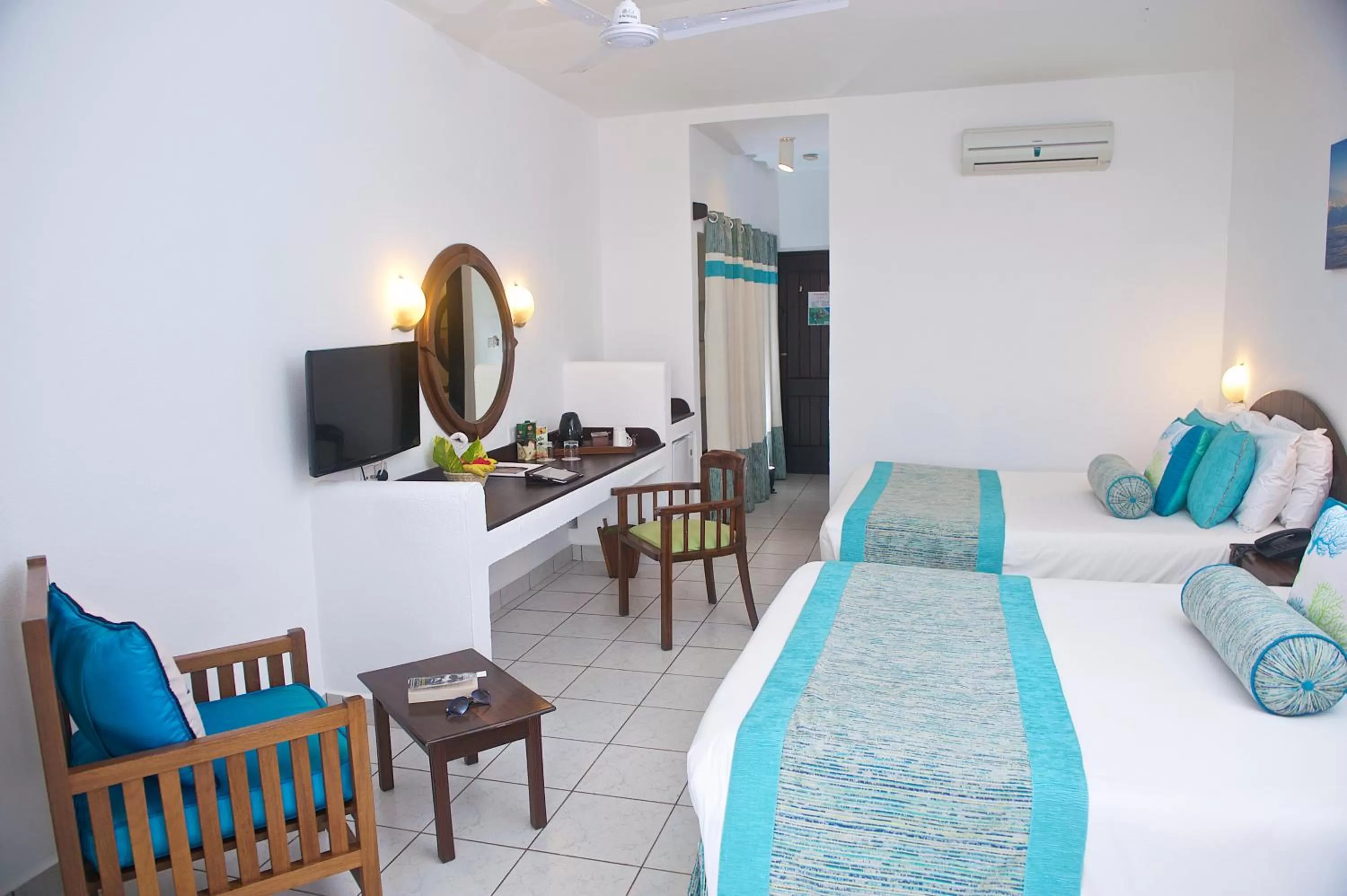 Bedroom, Bed in Voyager Beach Resort