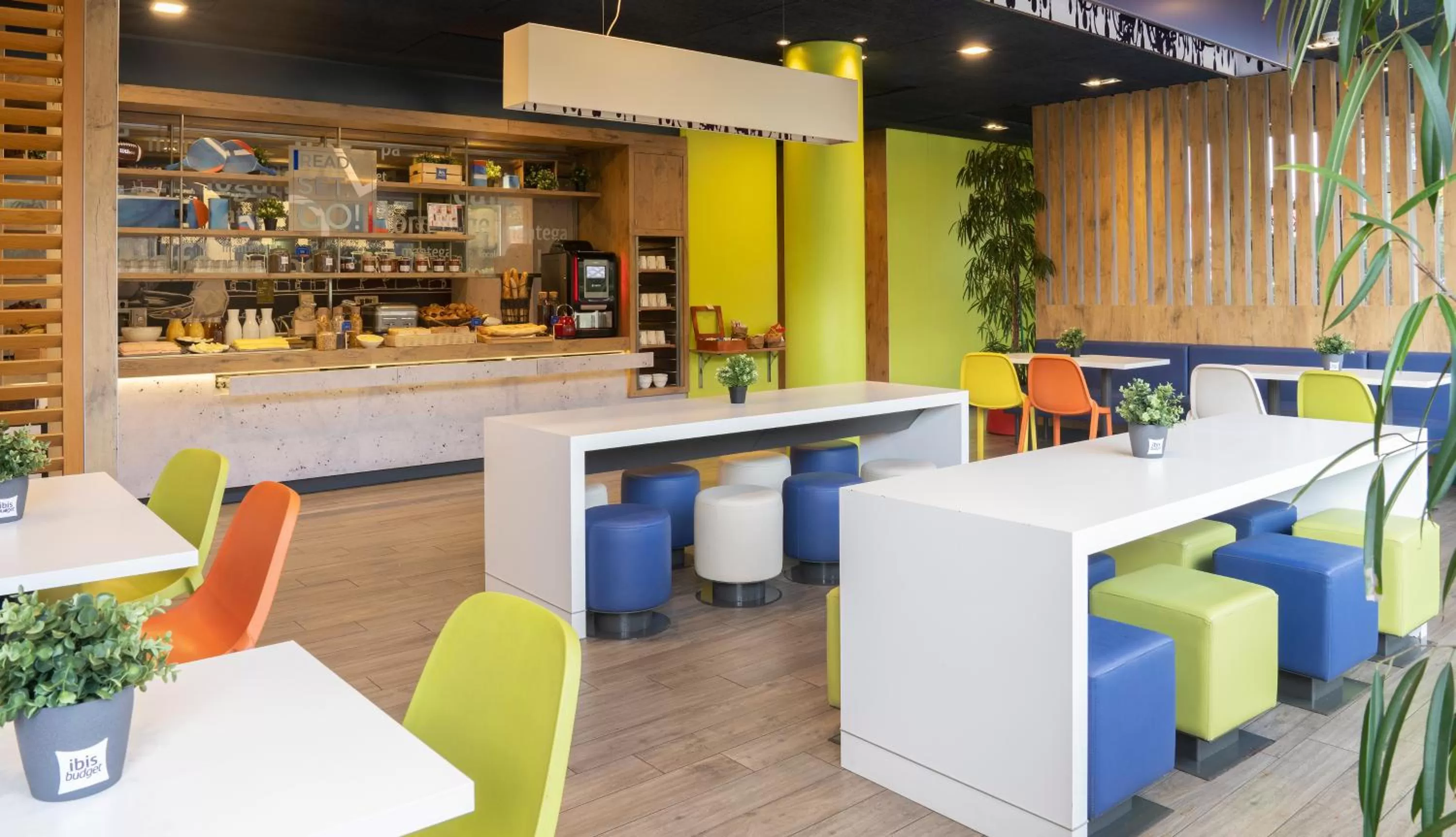 Restaurant/places to eat in Ibis Budget Barcelona Sant Andreu De La Barca