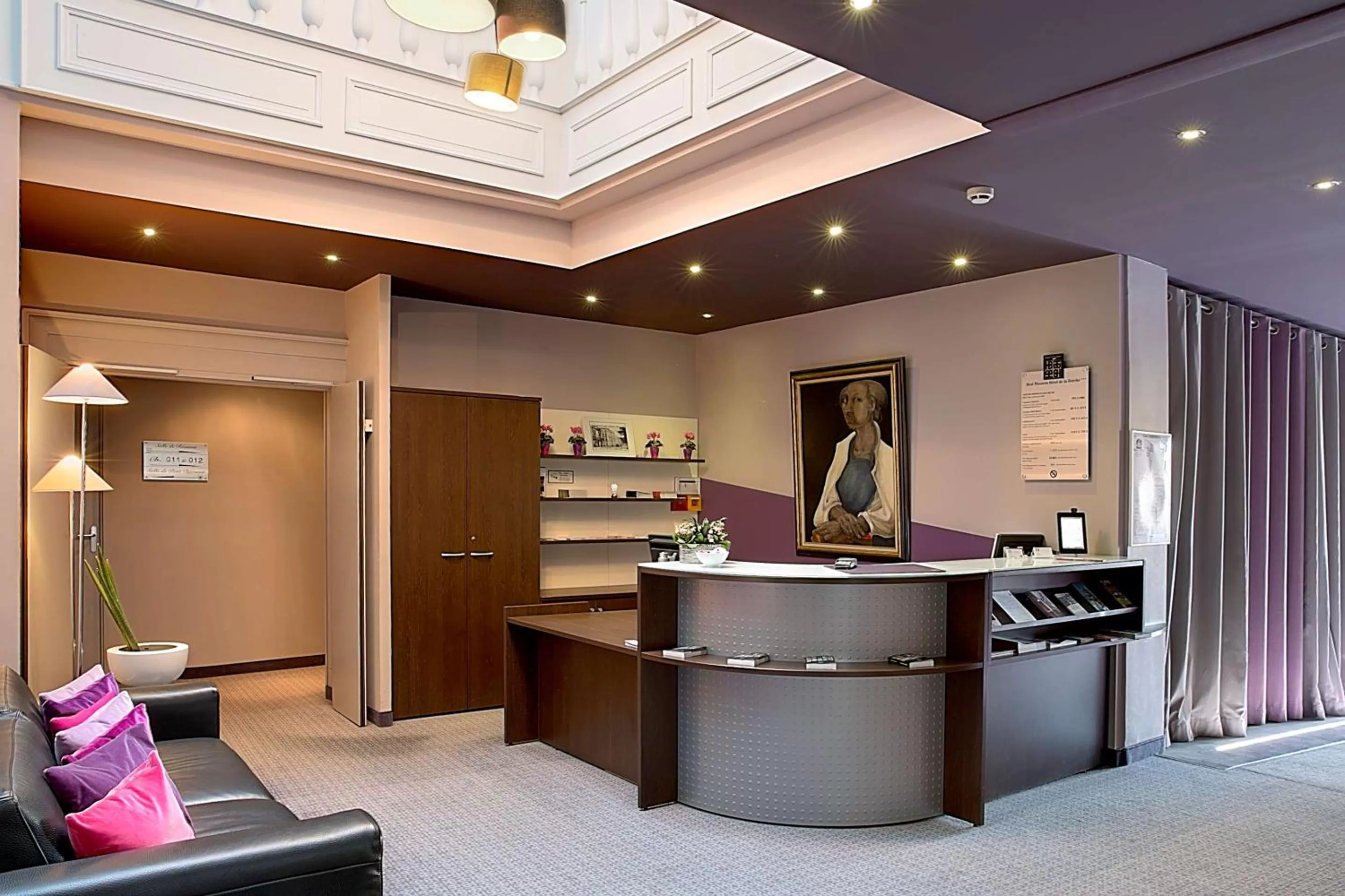 Lobby or reception in Best Western Hotel de la Breche