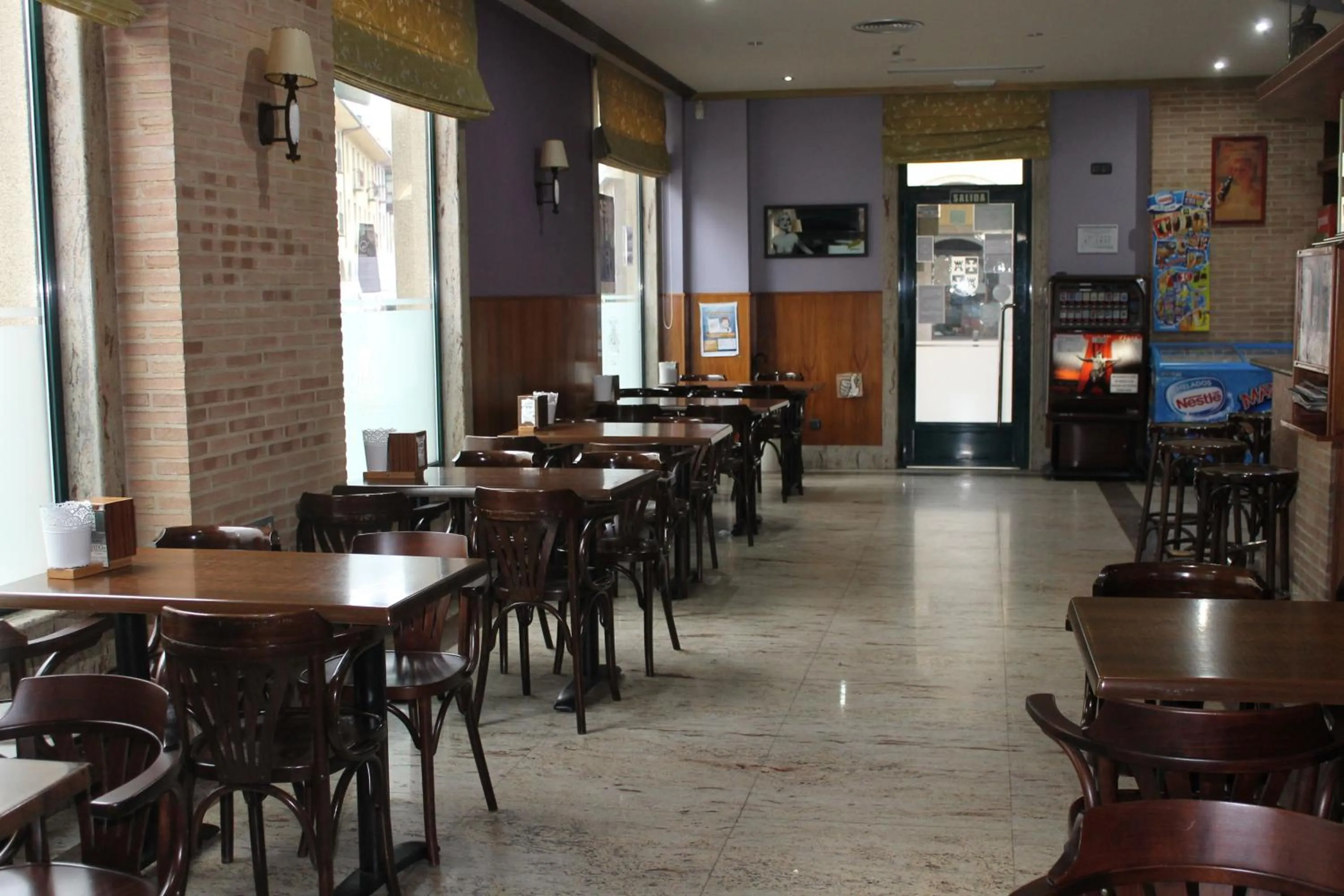 Lounge or bar in Hotel El Castillo