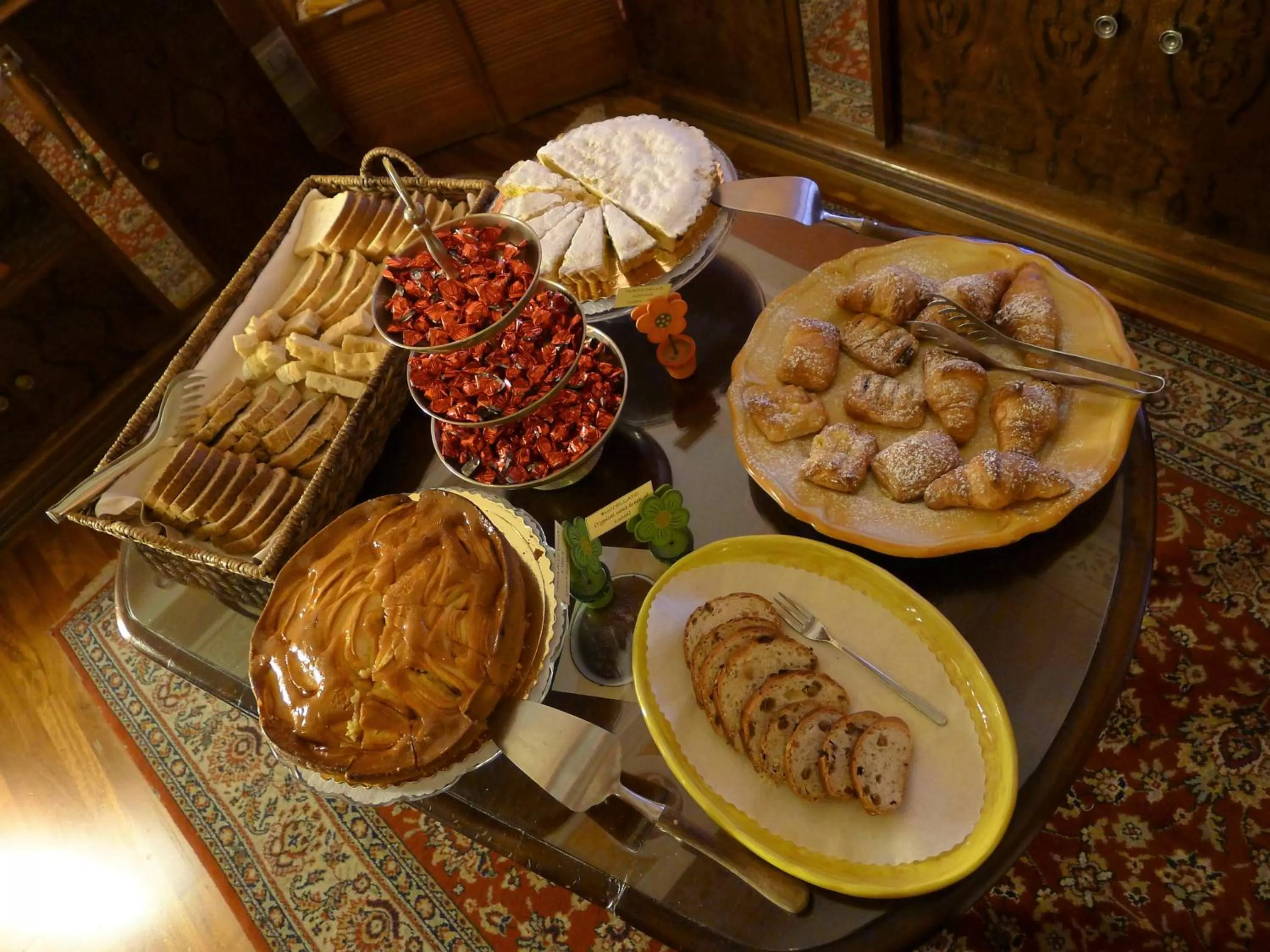 Buffet breakfast in Albergo San Martino & Depandance