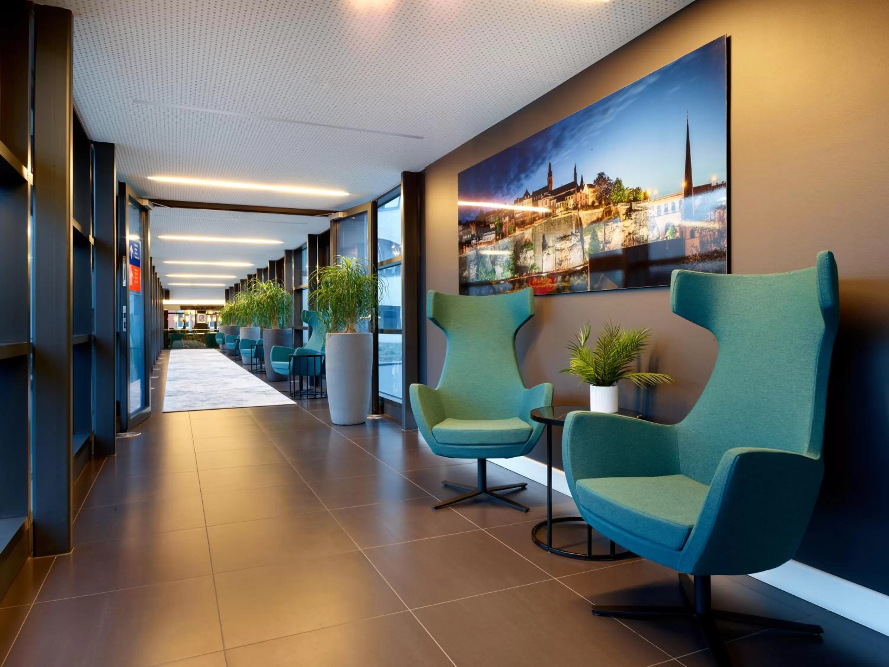 Lounge or bar in Park Inn by Radisson Luxembourg City
