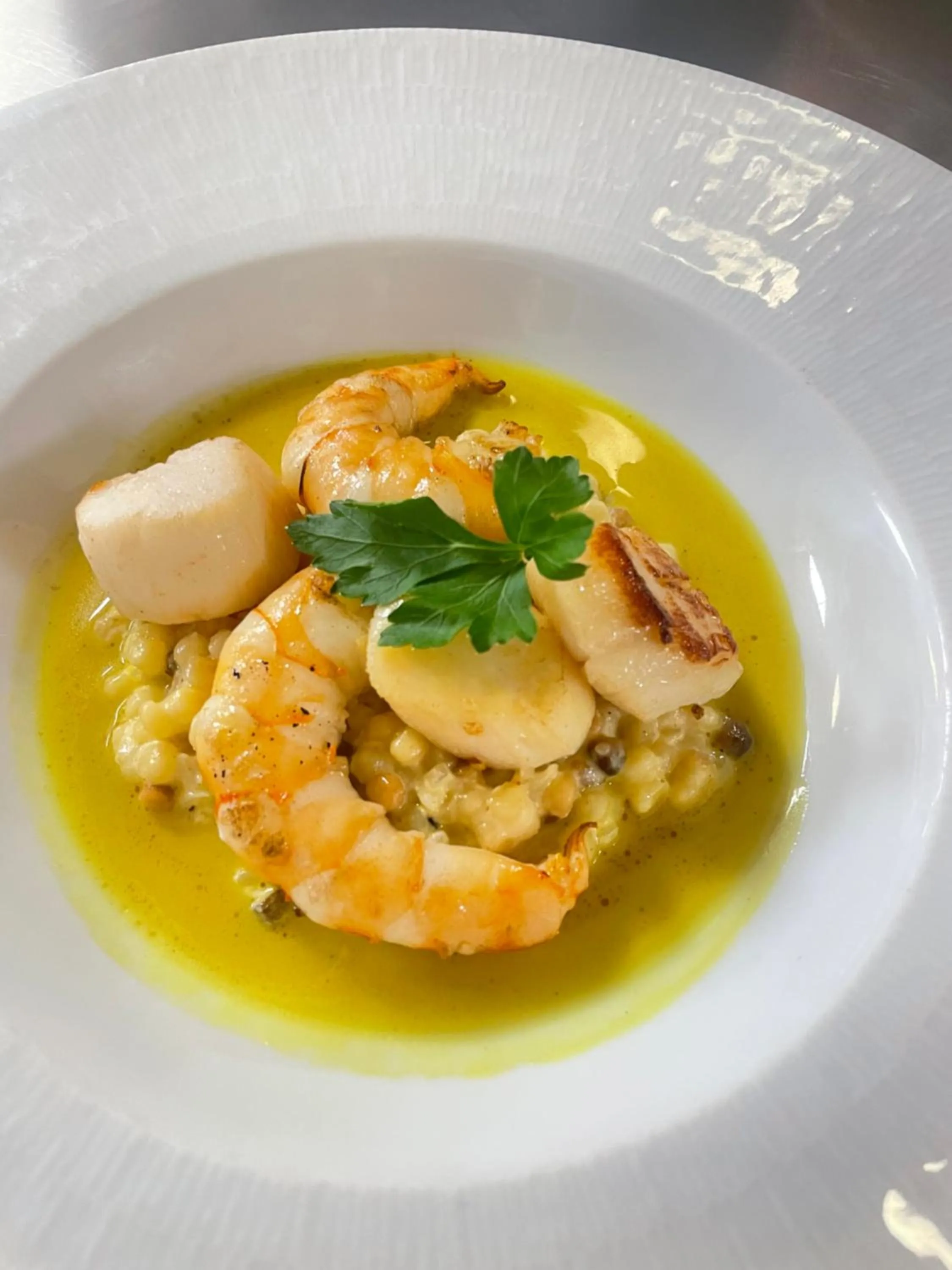 Restaurant/places to eat in Logis Hostellerie des Clos et restaurant Bistrot des grands crus et Maison de la tour Chablis