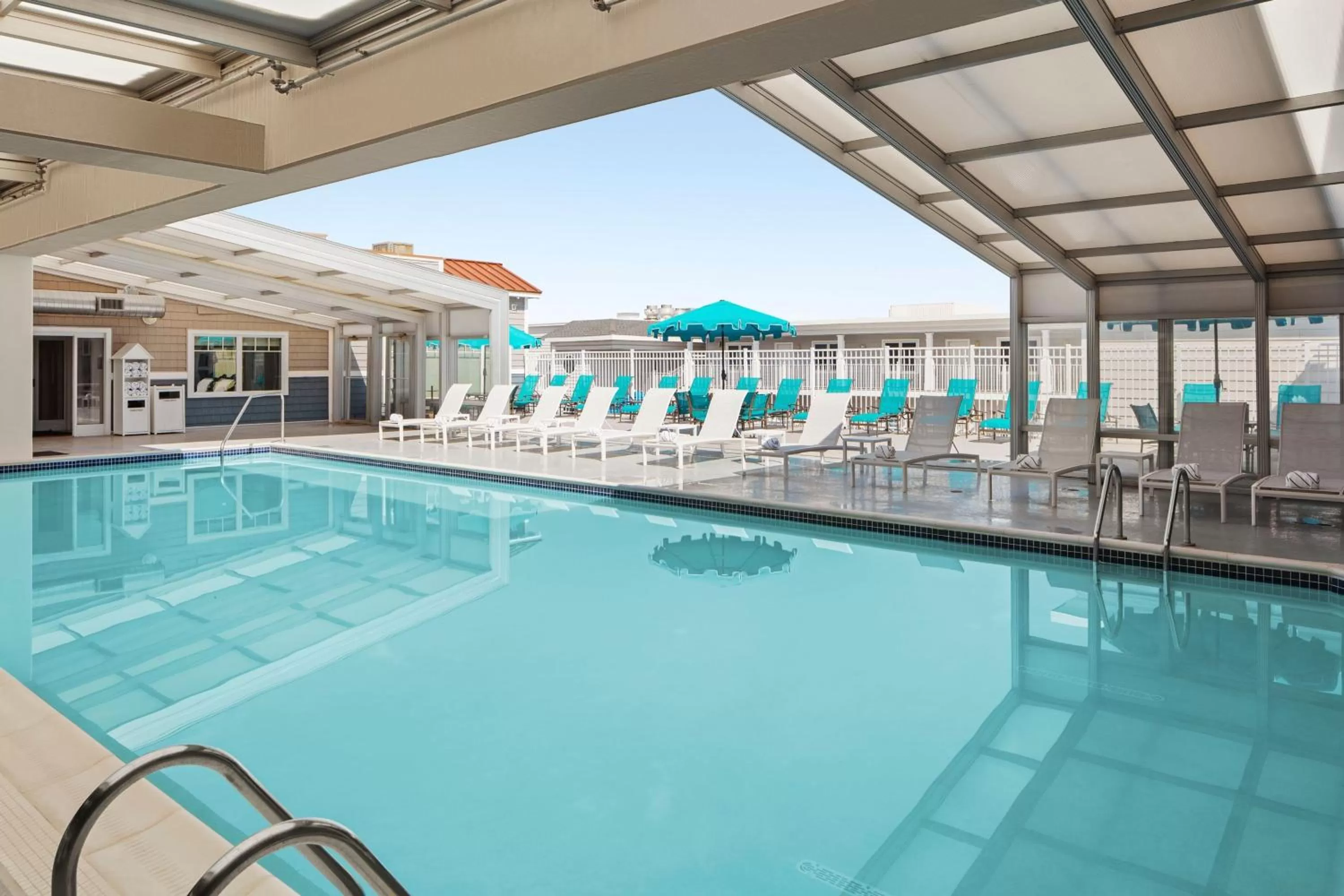 Swimming pool in Bethany Beach Ocean Suites Residence Inn by Marriott