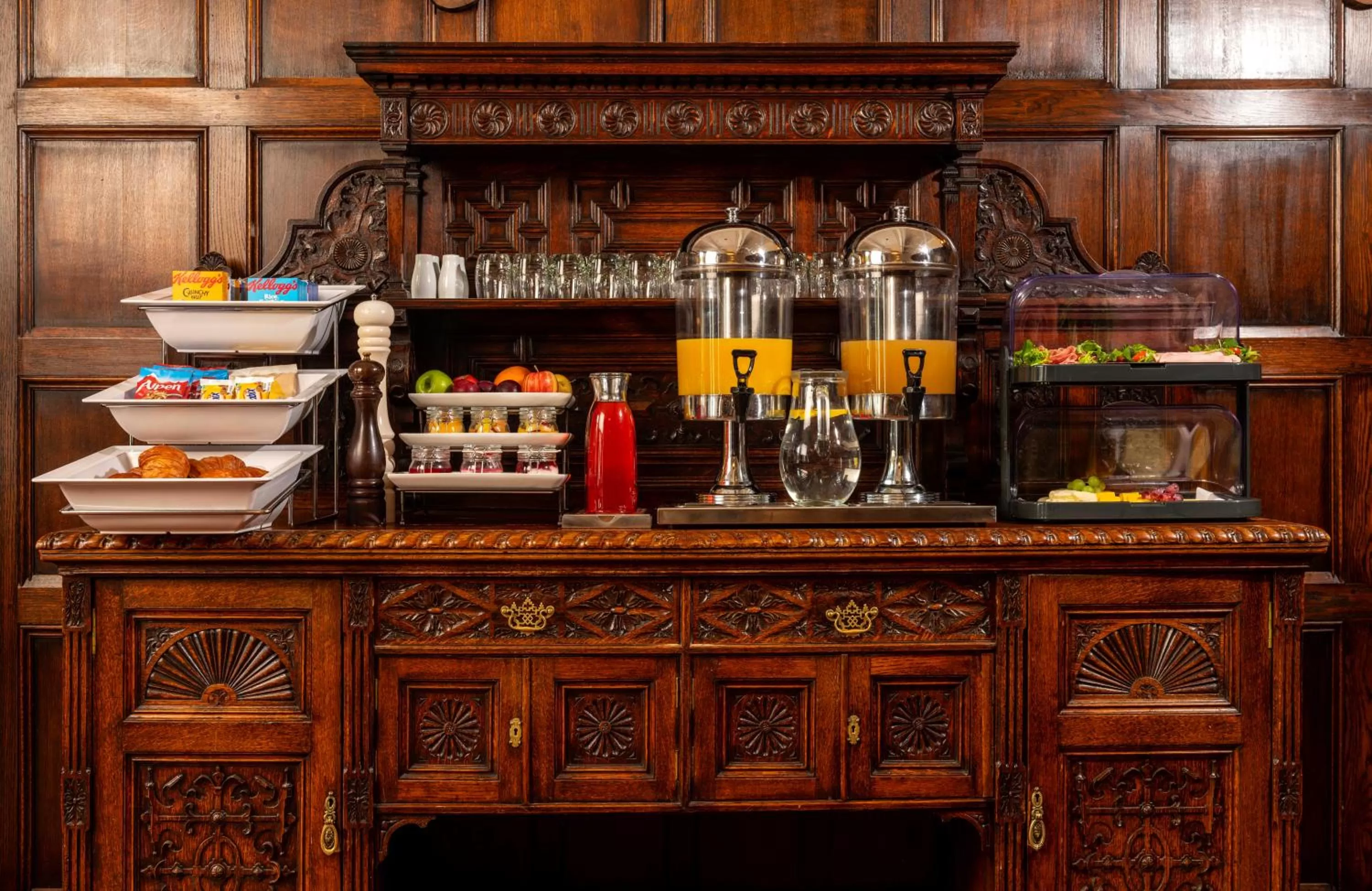 Breakfast in Skeabost House Hotel