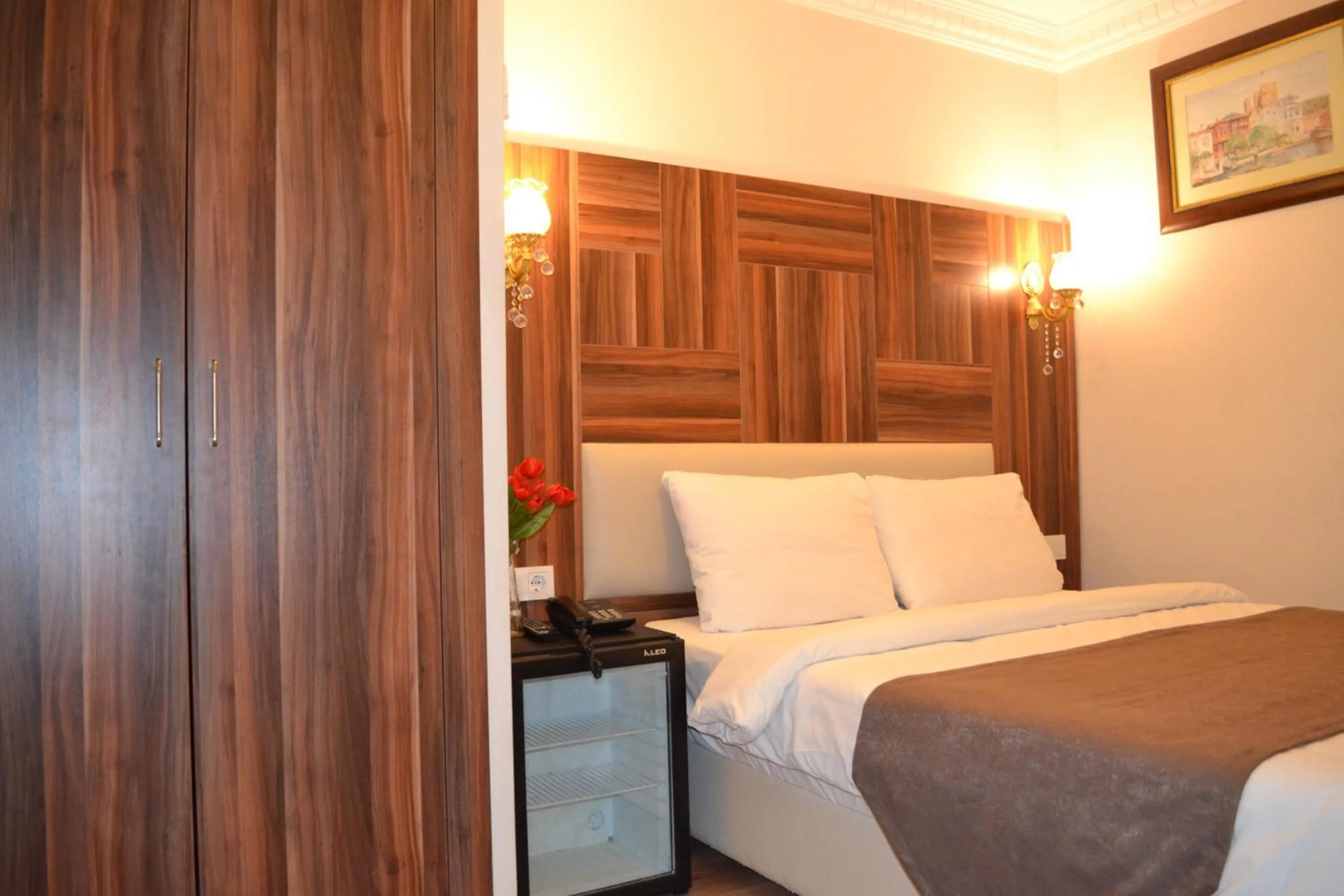 Bedroom, Bed in New Fatih Hotel
