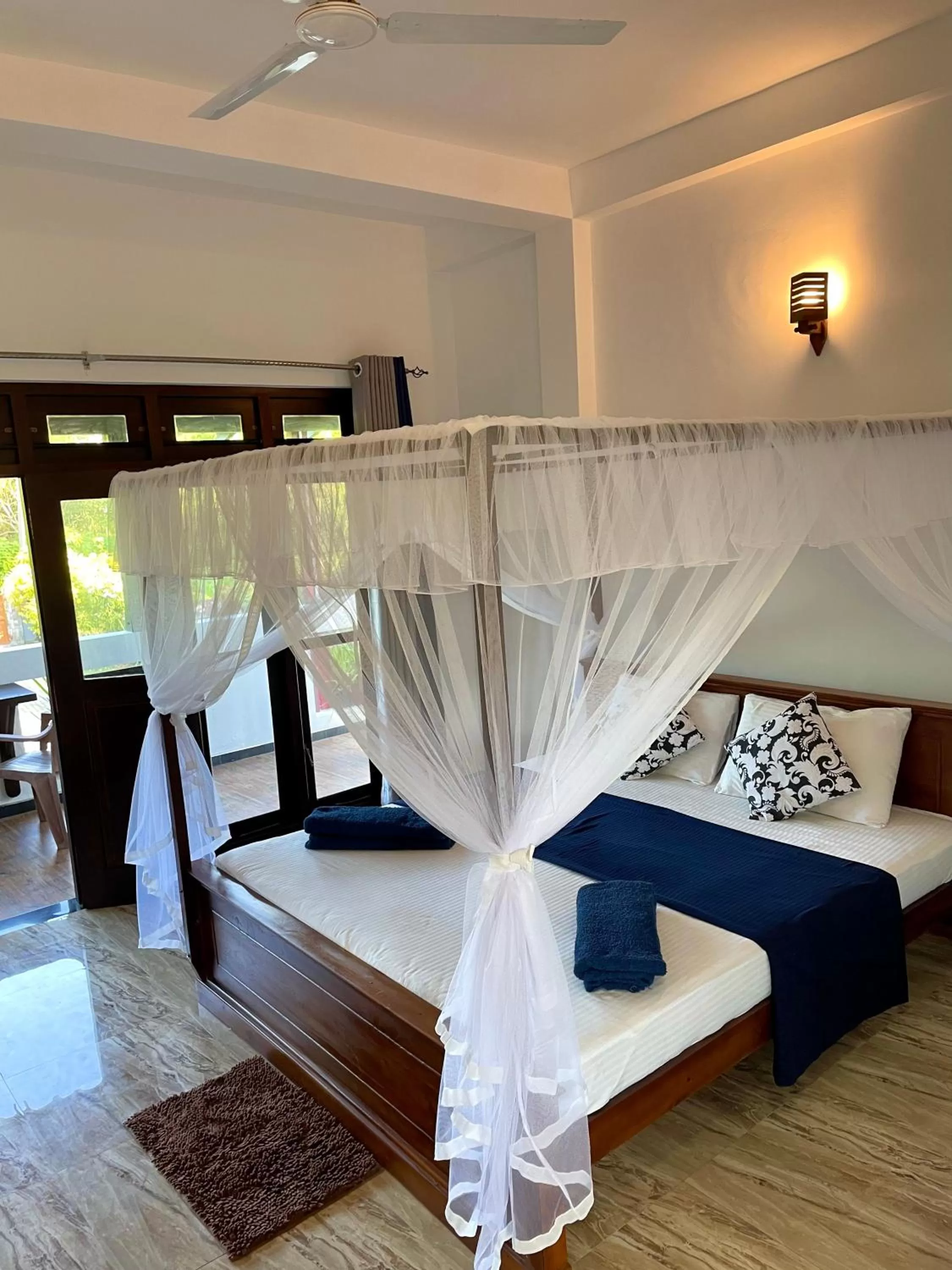 Bed in Shan Star Weligama