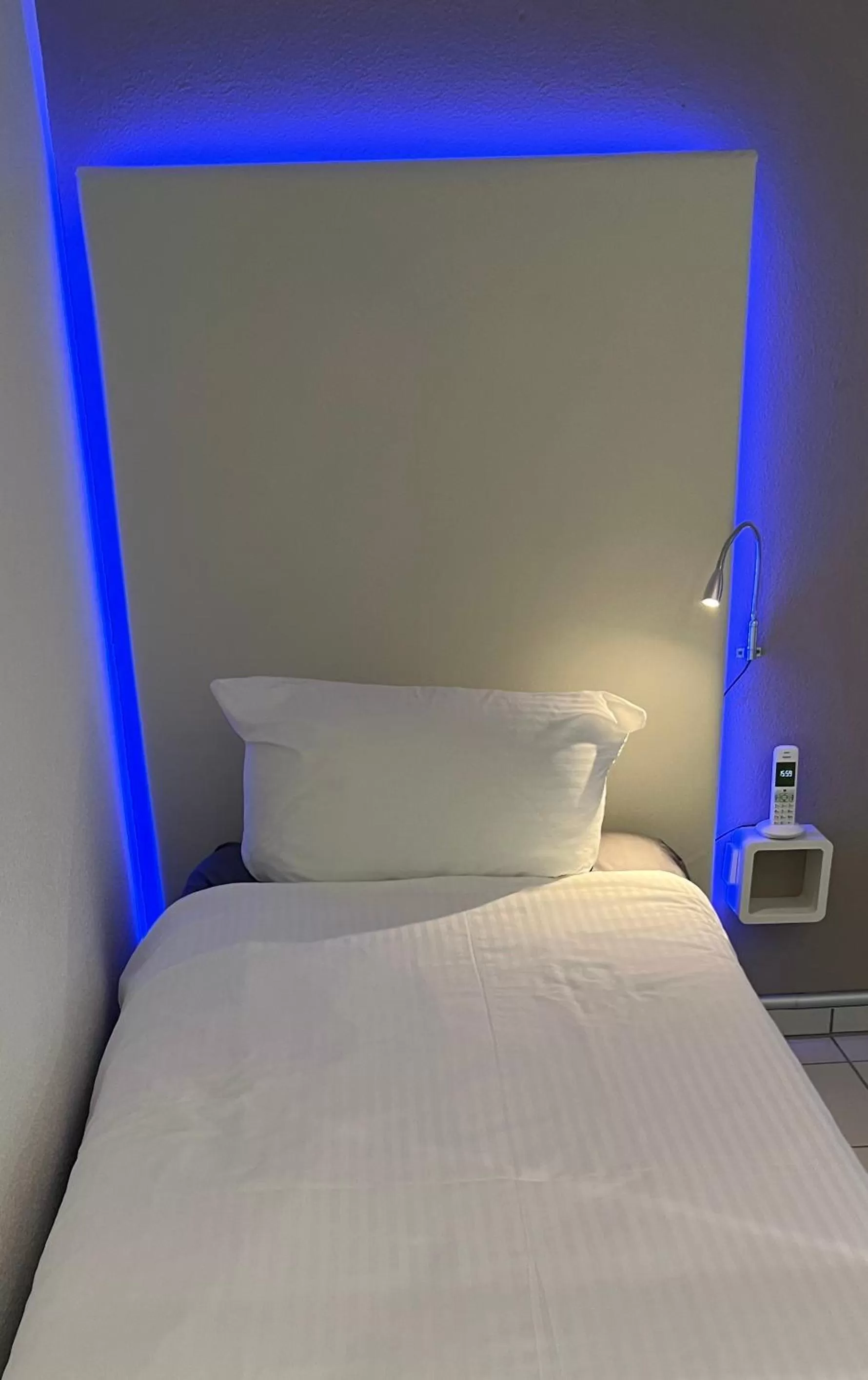 Bed in smart&beautiful Guesthouse