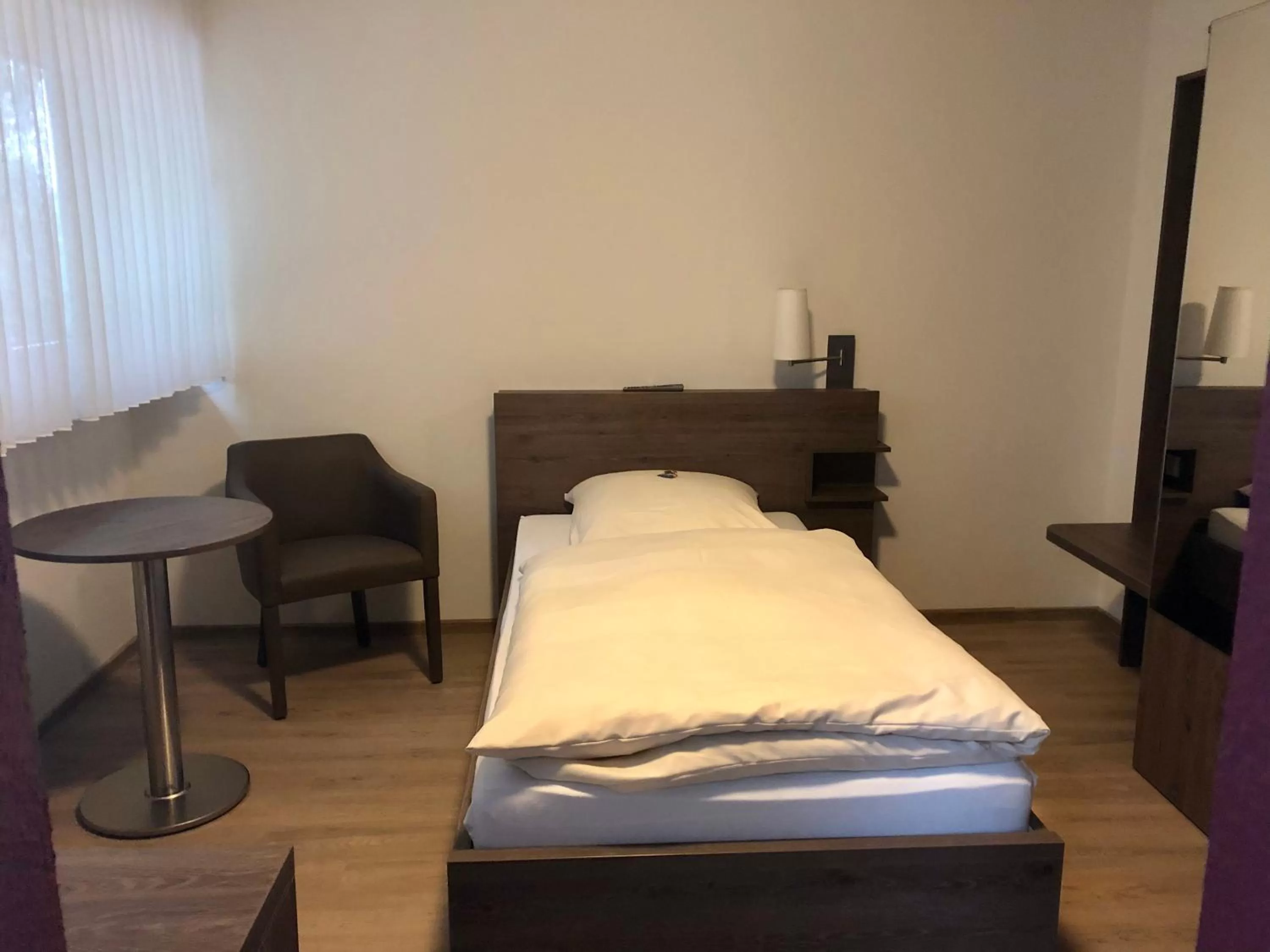 Photo of the whole room, Bed in Gasthof Waldesruh