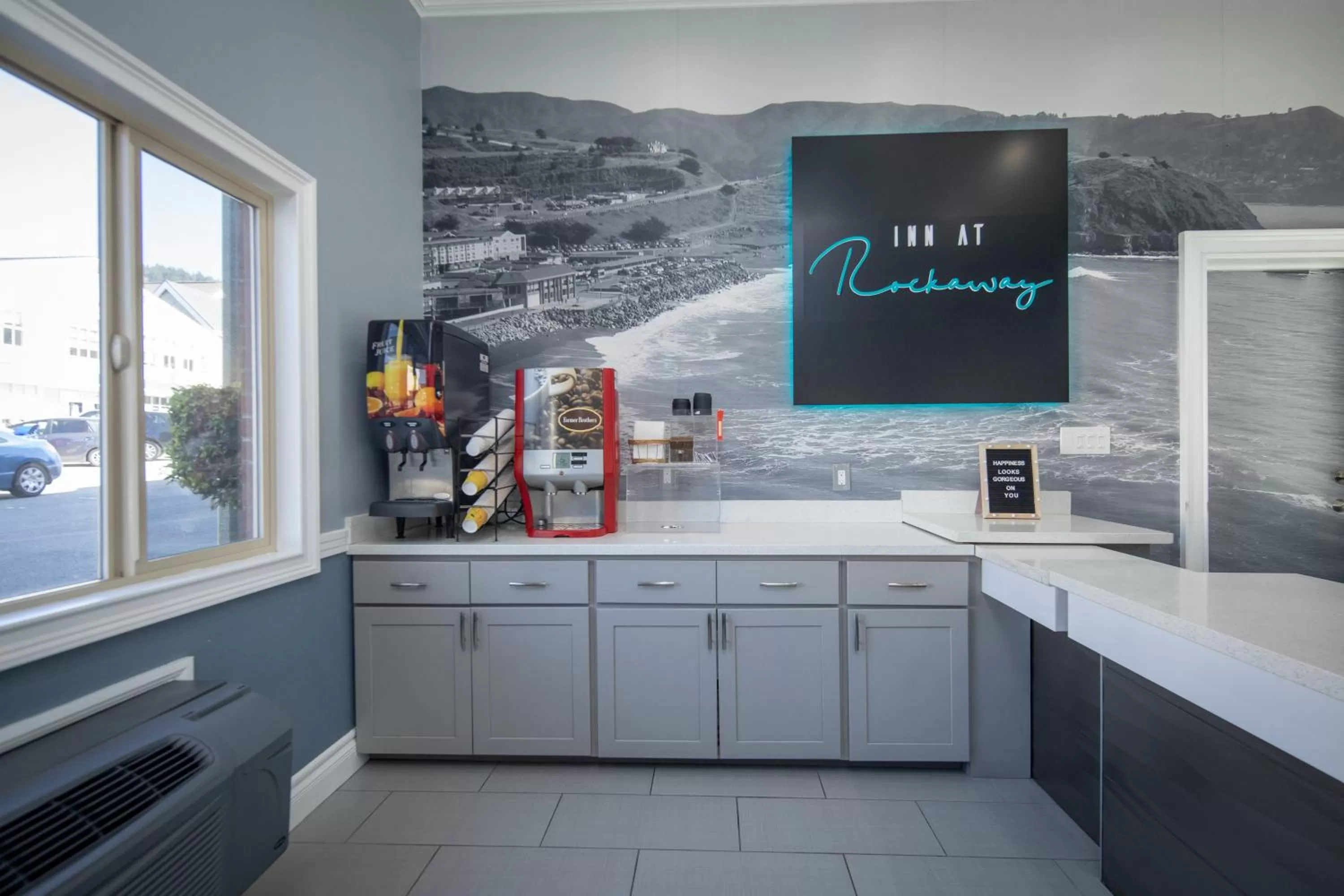 Lobby or reception in Inn at Rockaway San Francisco Pacifica