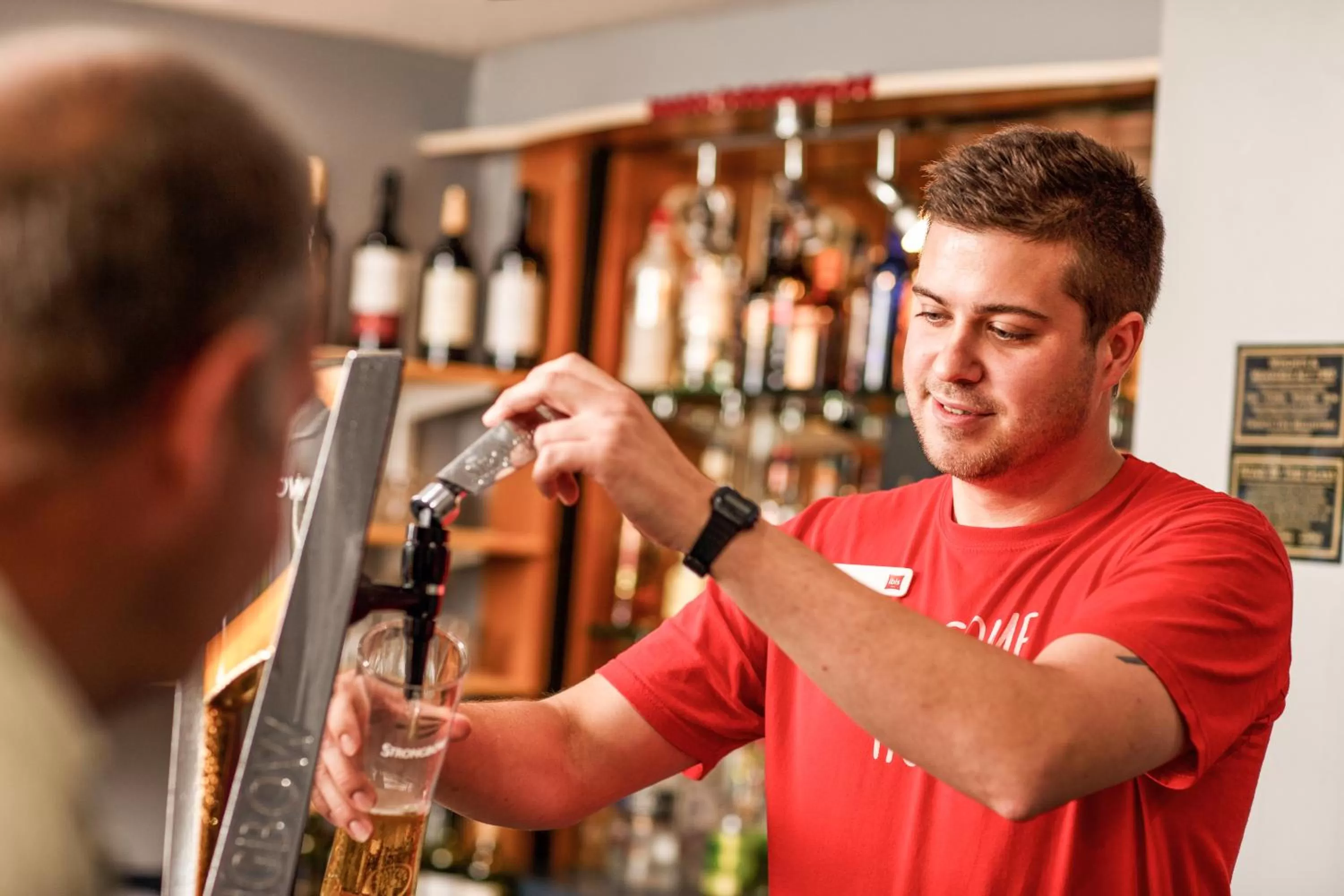 Lounge or bar in ibis Chesterfield North - Barlborough