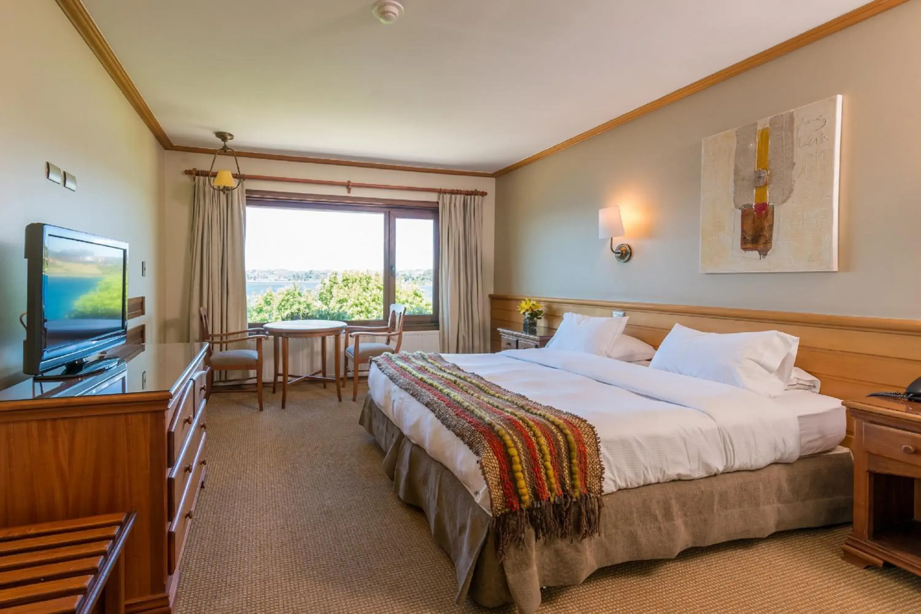 Superior Double Room in Hotel Cabaña Del Lago Puerto Varas Superior Double Room in Hotel Cabaña Del Lago Puerto Varas