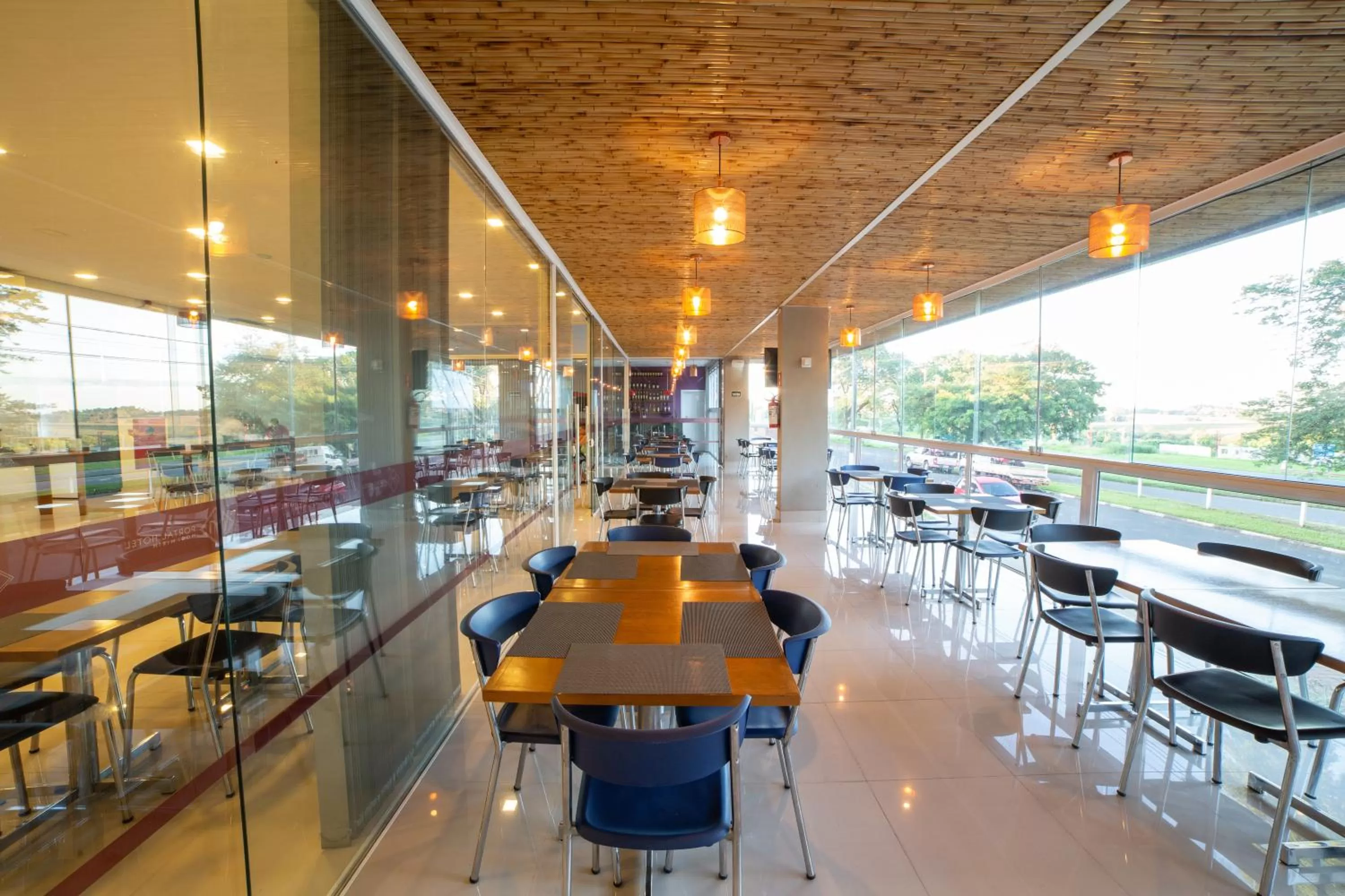 Restaurant/places to eat in Portal Hotel Mogi Mirim