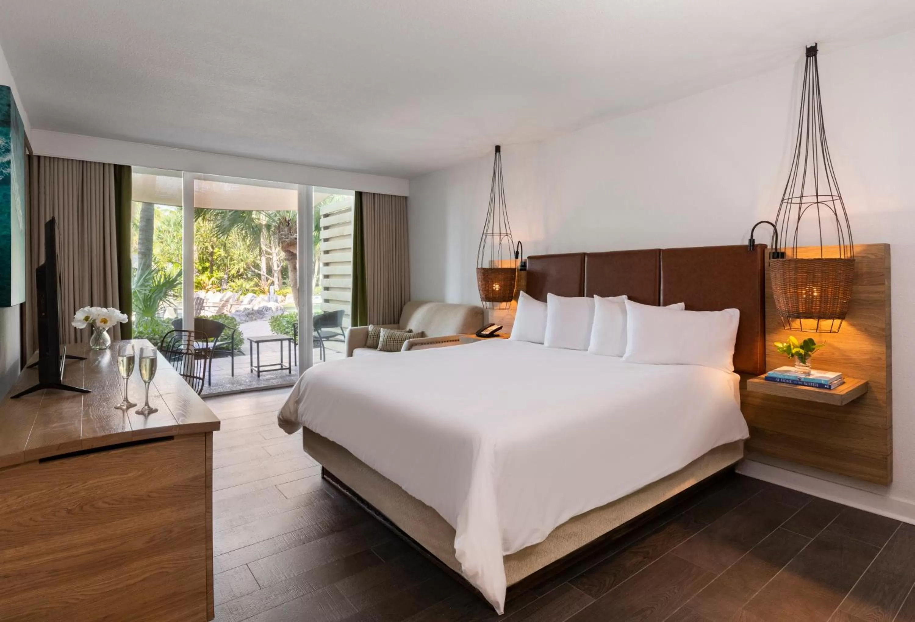 Bed in Amara Cay Resort