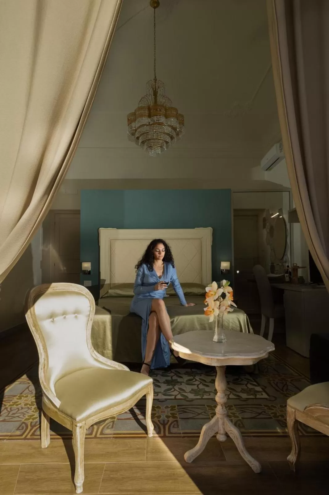 People in Kèramos Luxury Rooms