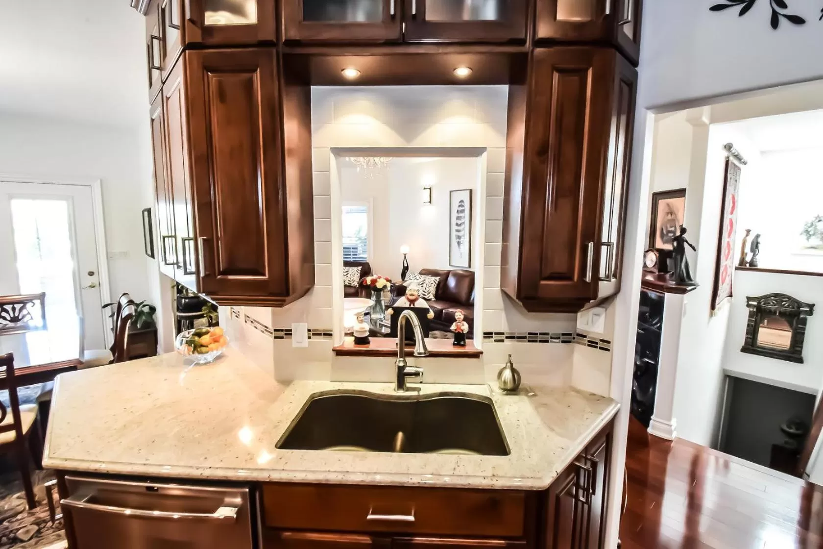 Kitchen/Kitchenette in Graystone Bed & Breakfast