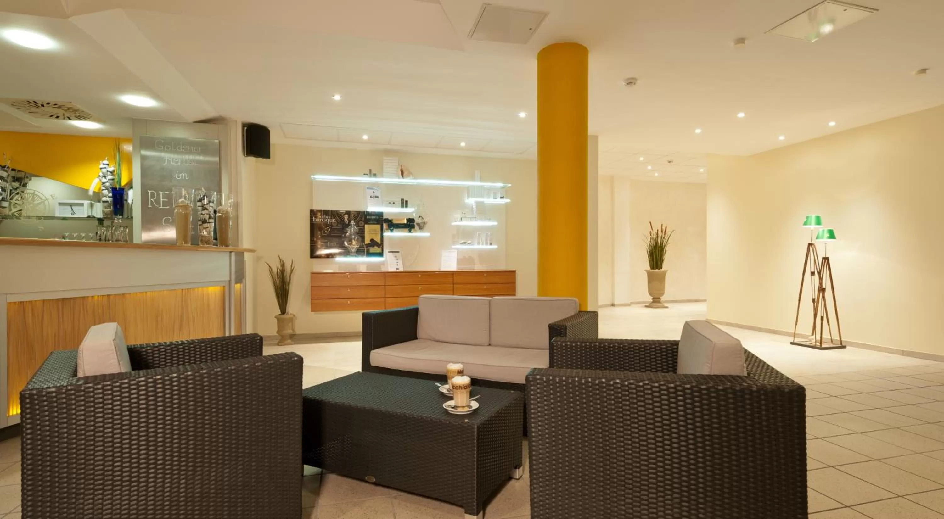 Lounge or bar in Ringhotel Am Stadtpark