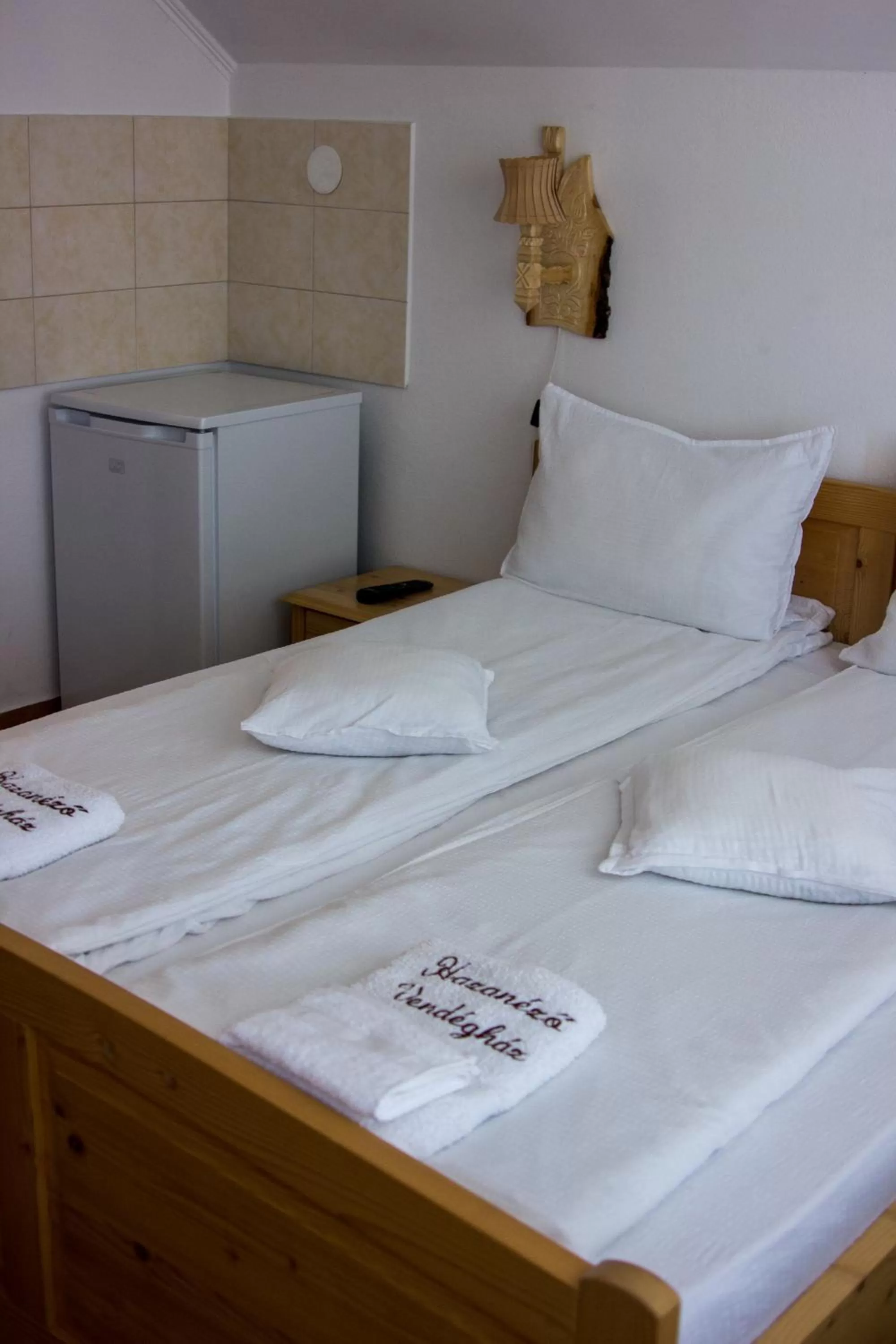 Bed in Hazanéző Panzió