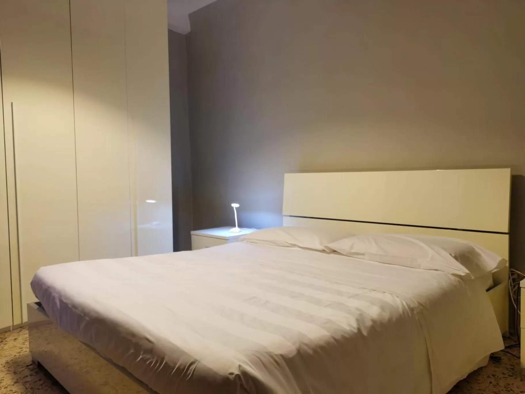 Bed in Hotel La Perla