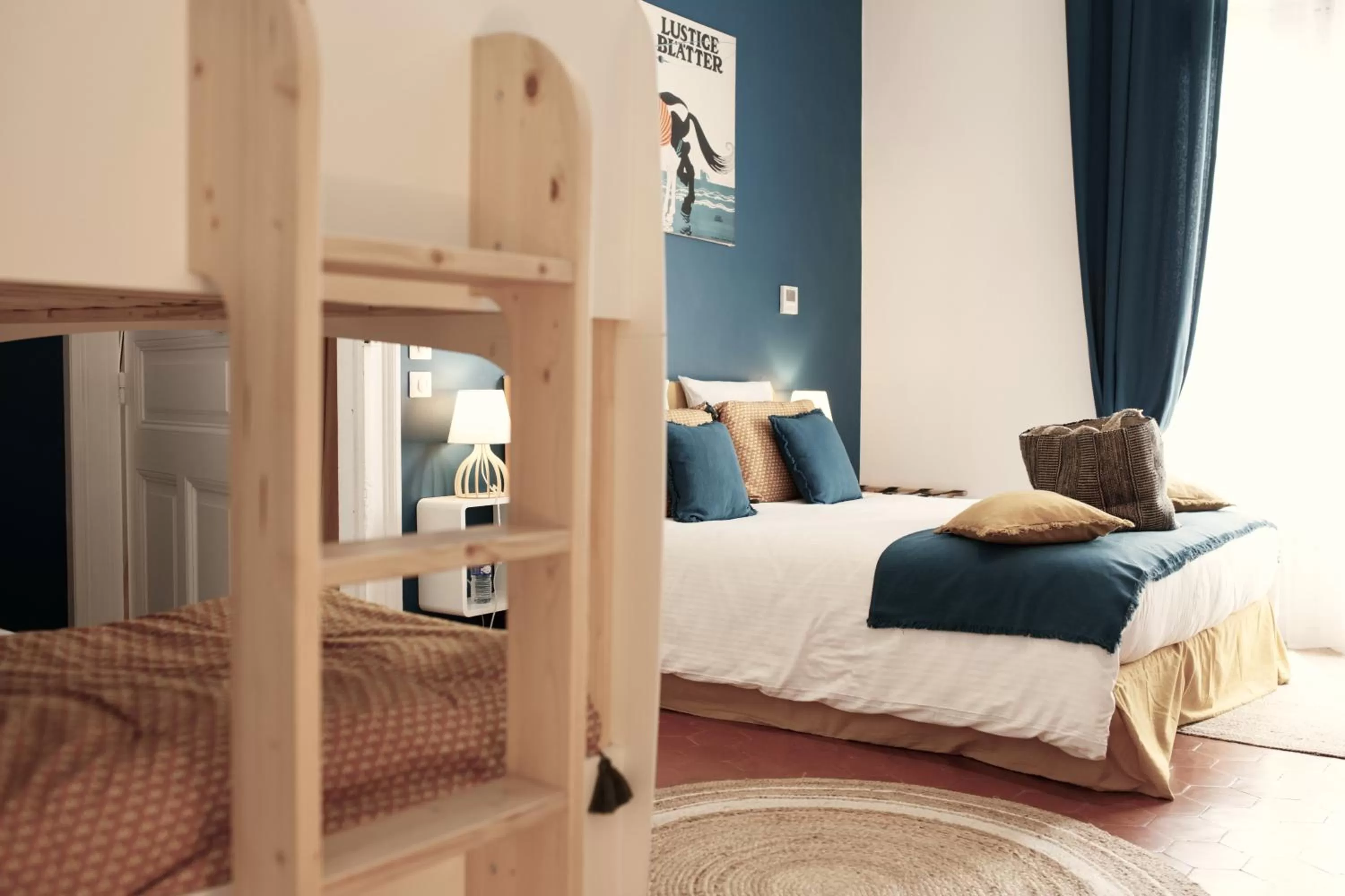 Bed in La Domitia - Maison d'hôtes, massages & bien-être