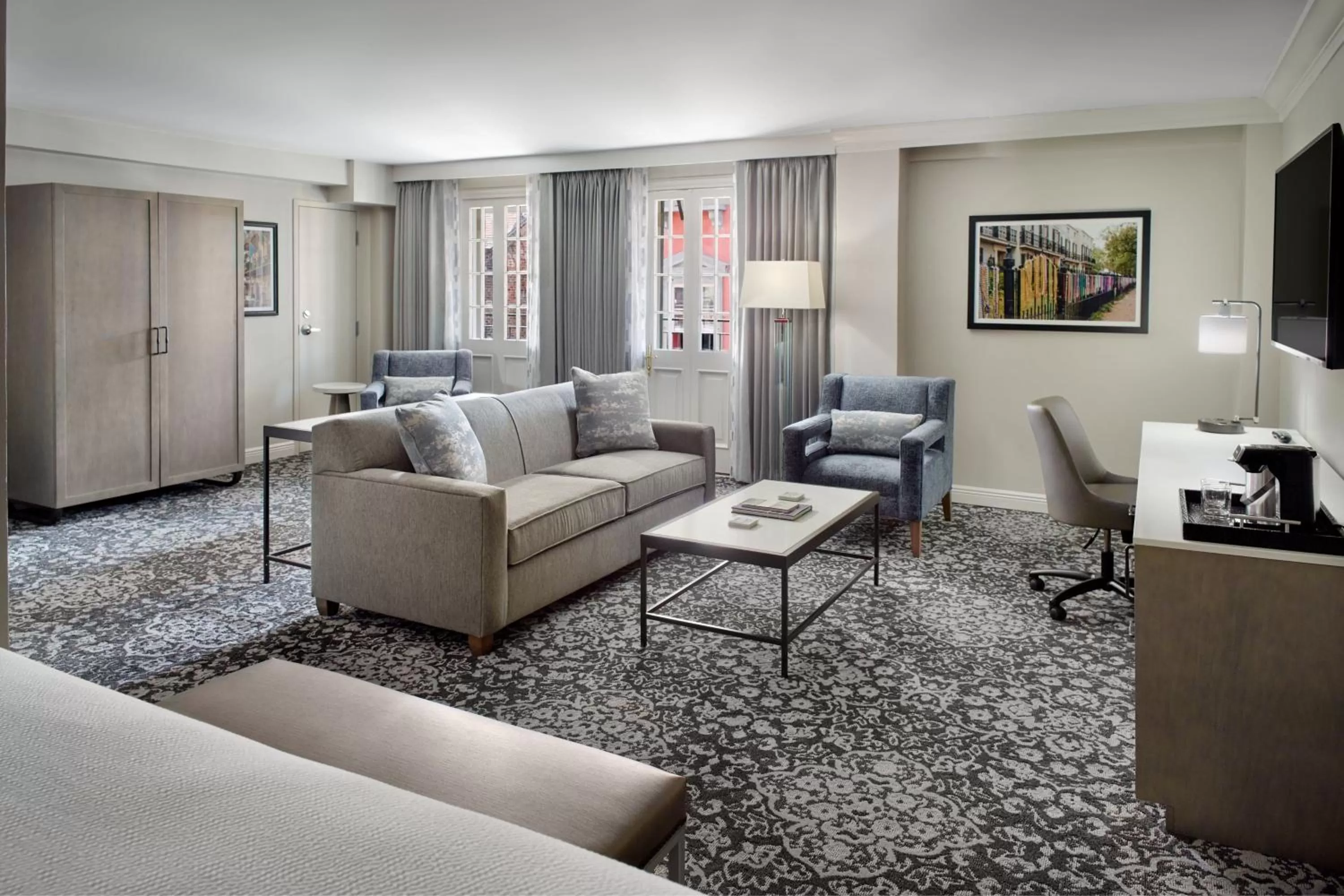 Photo of the whole room in Four Points by Sheraton French Quarter