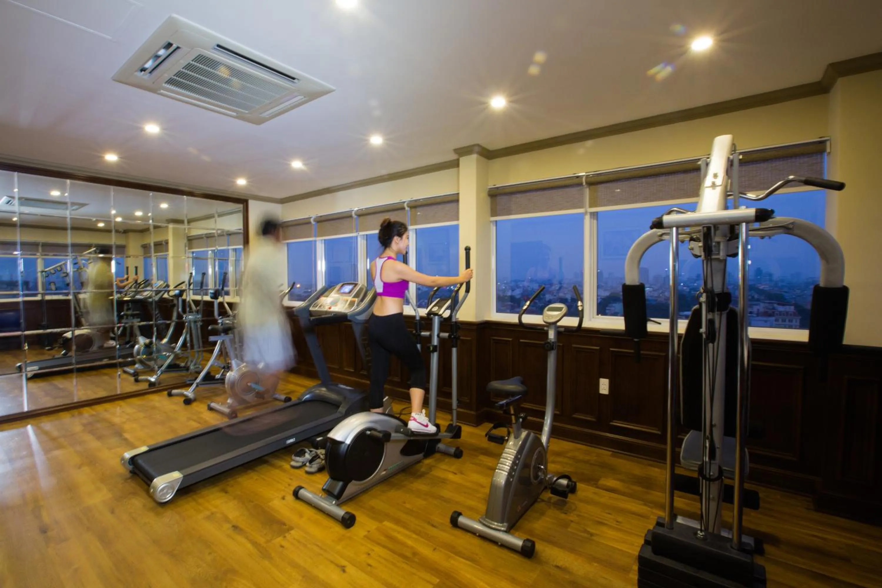 Fitness centre/facilities in Chalcedony Grand Hotel
